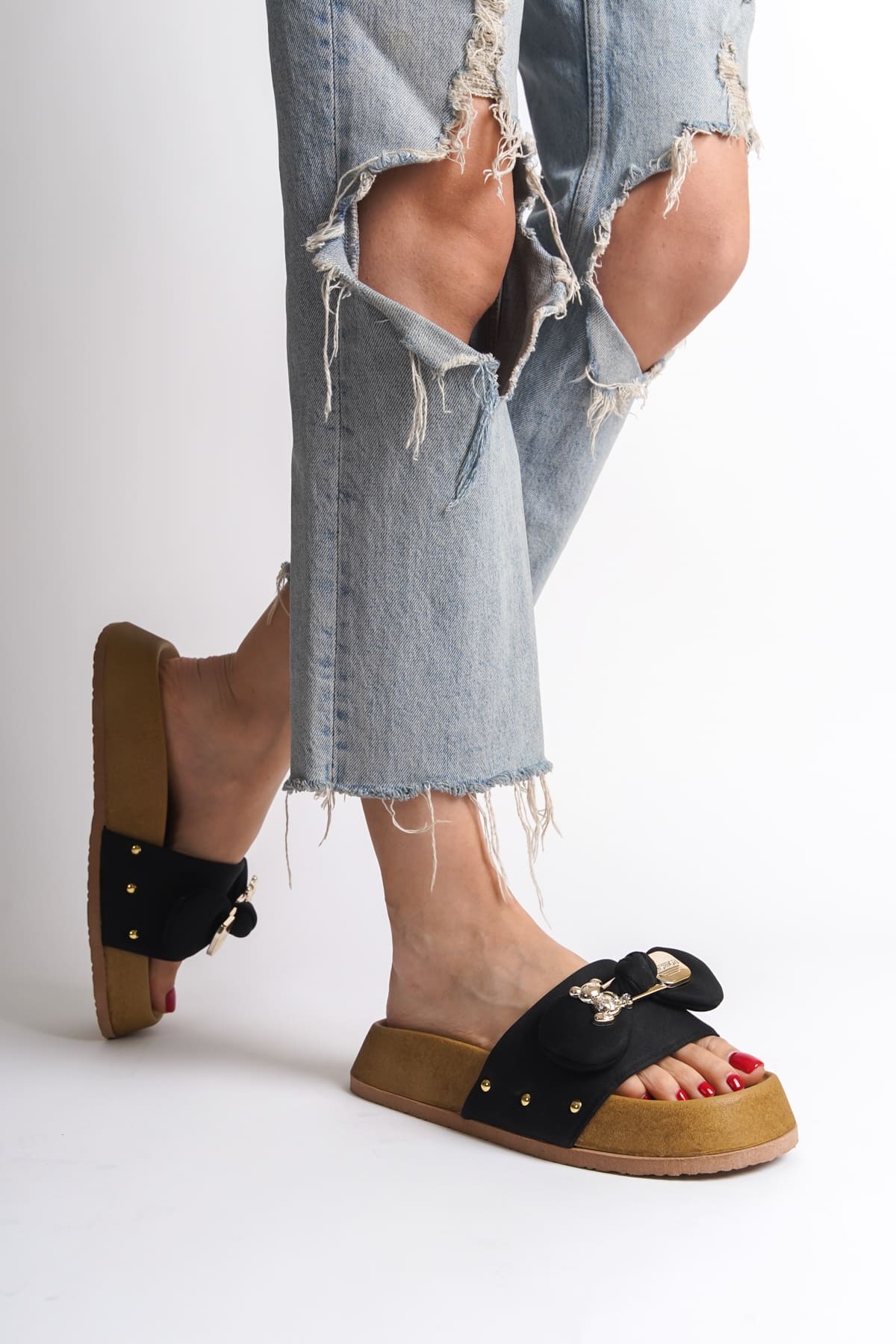 DILA Kalın Ve Ortopedik Taban Ayıcıklı Saten Kadın Terlik KT - Siyah