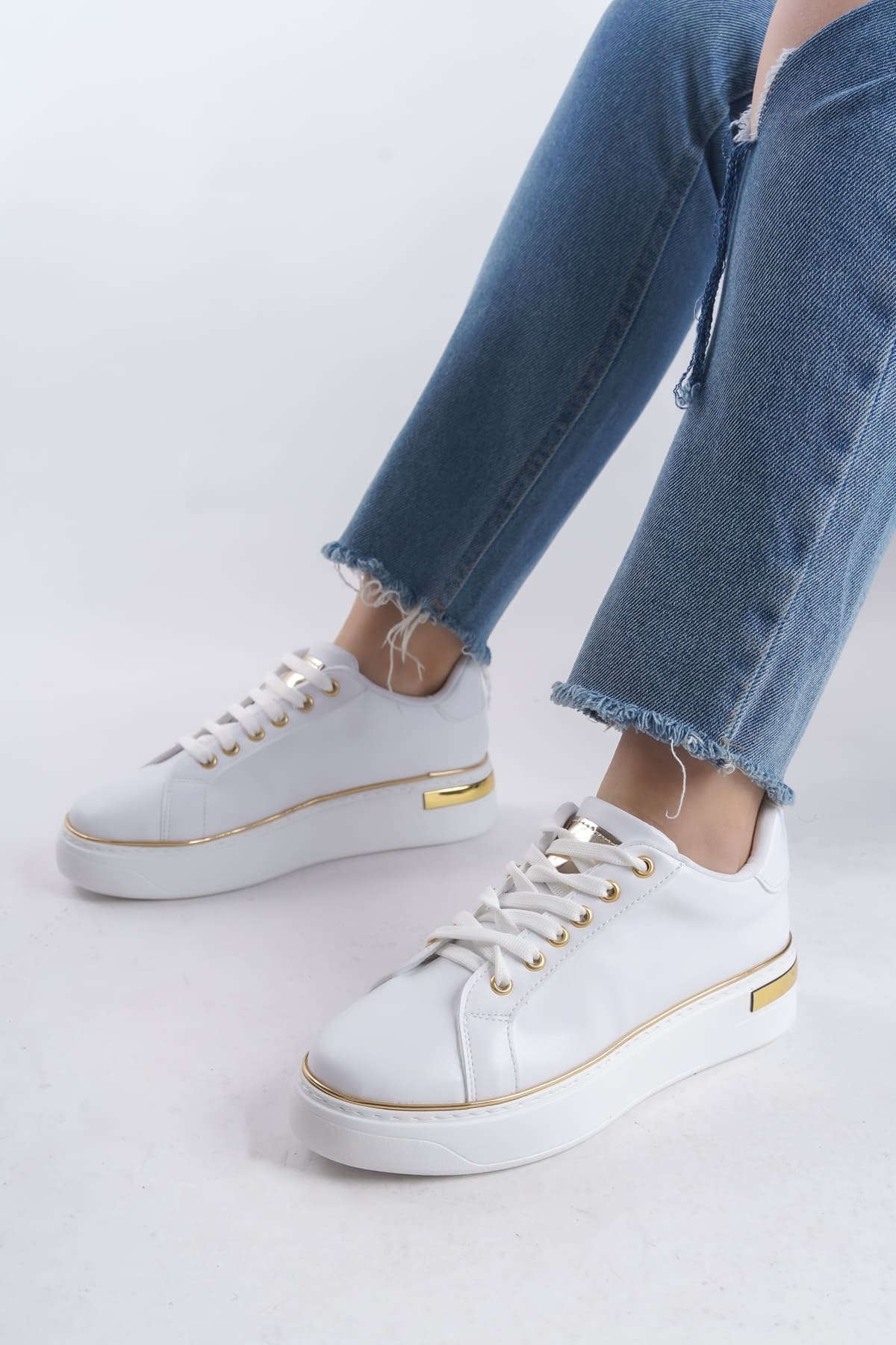 MINA Bağcıklı Ortopedik Taban Kadın Sneaker Spor Ayakkabı BT - Beyaz/Altın