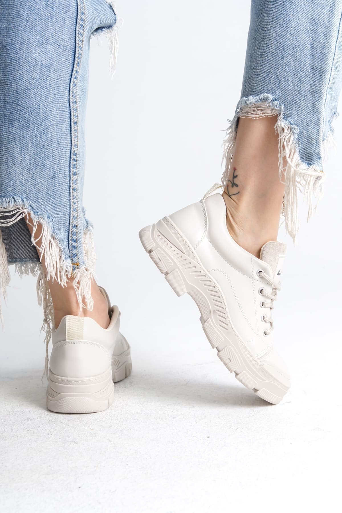 JANE Bağcıklı Ortopedik Taban Kadın Sneaker Spor Ayakkabı KT - Krem