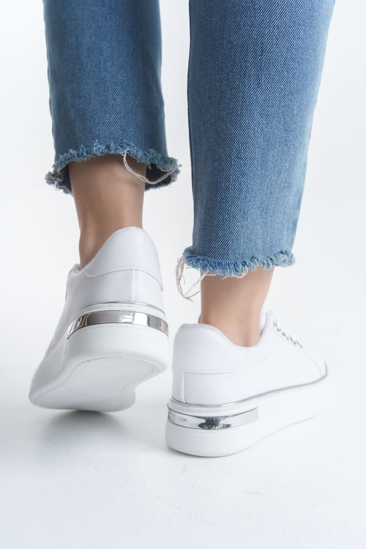 MINA Bağcıklı Ortopedik Taban Kadın Sneaker Spor Ayakkabı BT - Beyaz/Gümüş