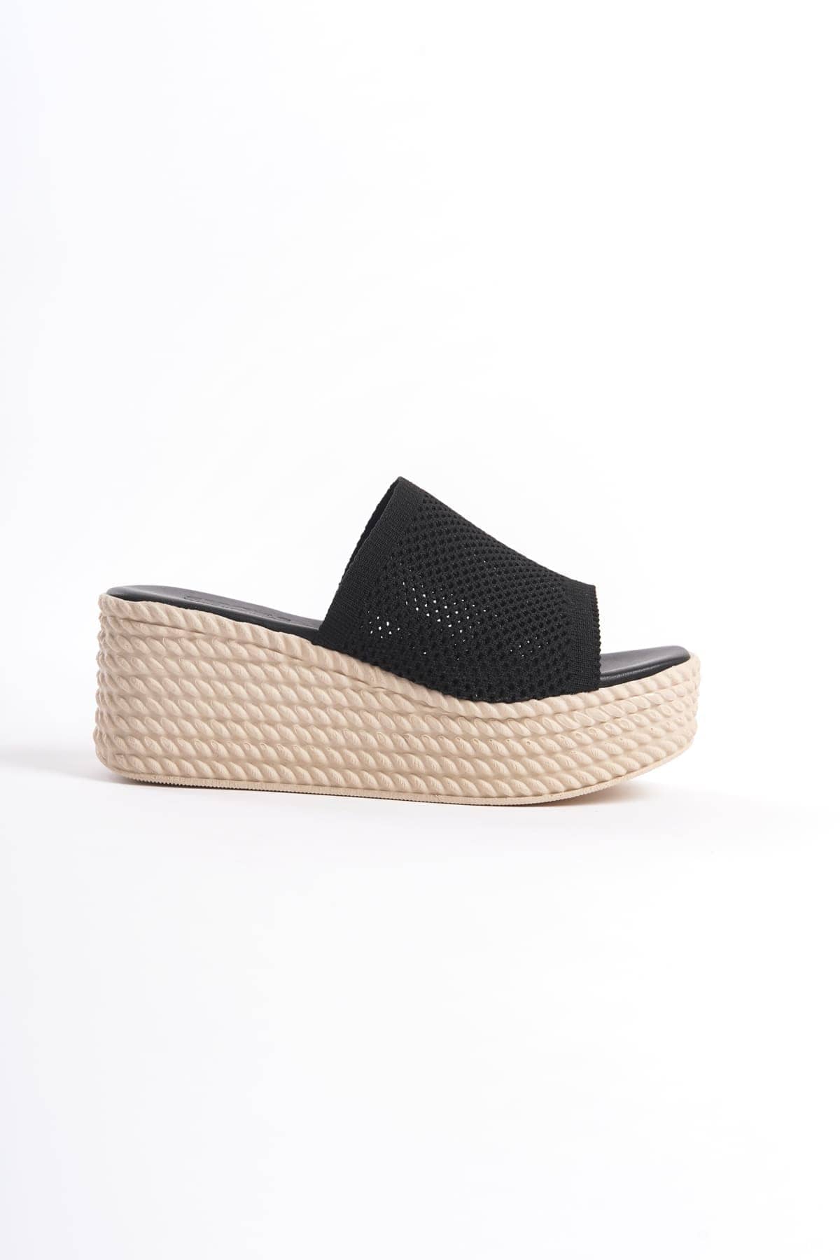 MARLA Dolgu Topuklu Ortopedik Taban Hasır Görünümlü Triko Kadın Terlik KT - Siyah