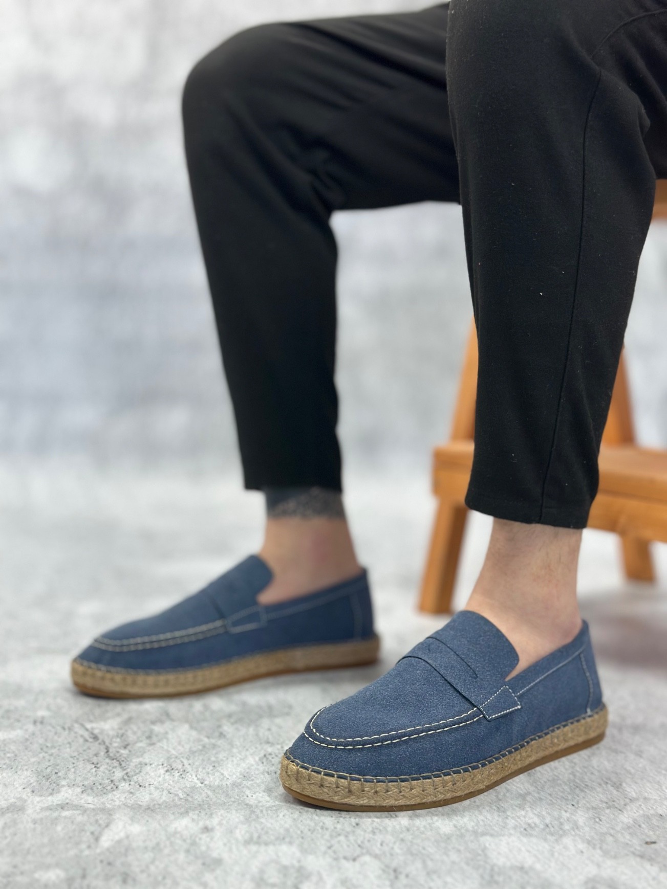 BA0359 Doğal Deri Tozu Bağcıksız Kauçuk El Yapımı Espadril Taban Mavi Renk Erkek Ayakkabı