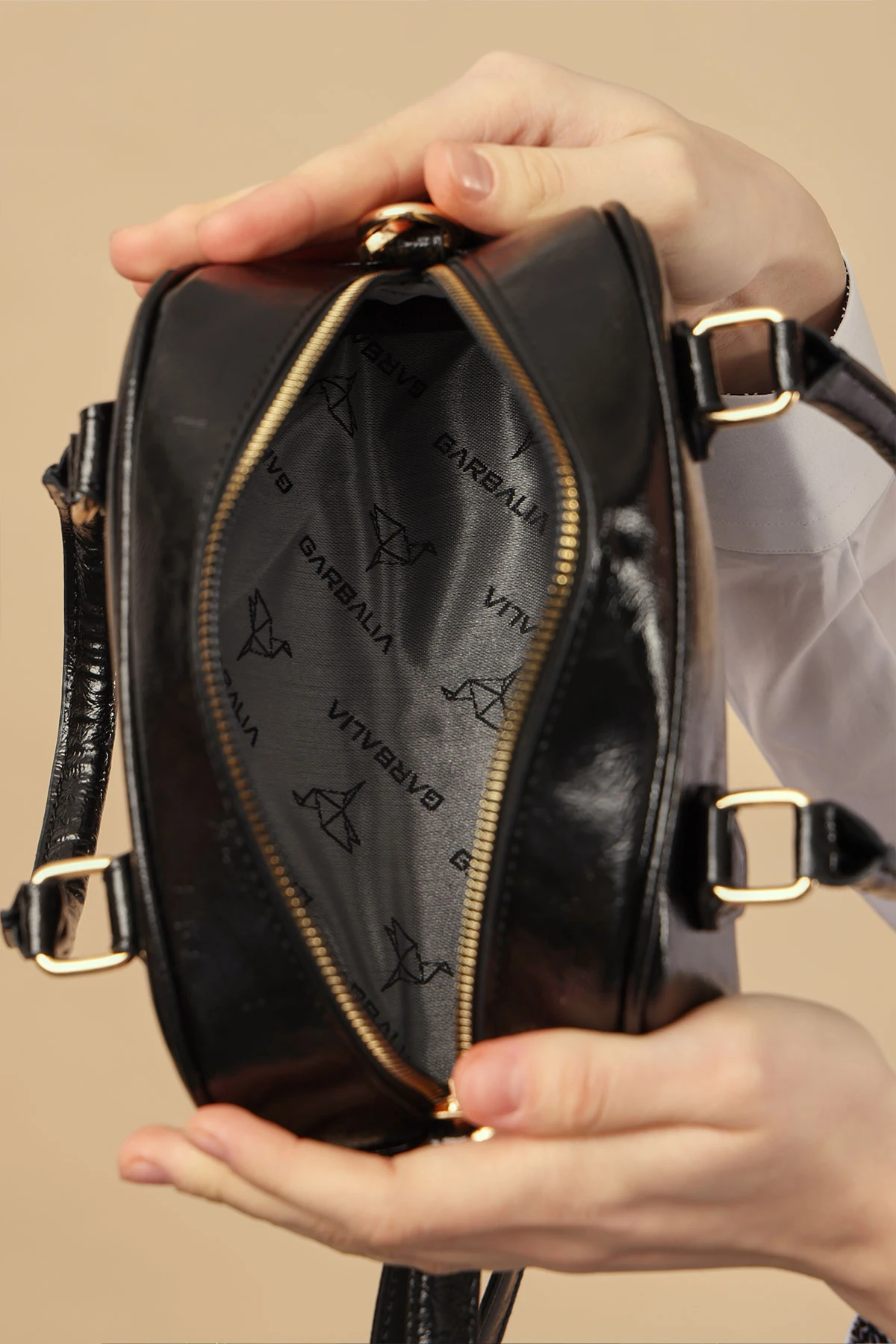 Garbalia Lille Ayarlanabilir Askılı Fermuar Kilitli Kadın Omuz Çantası