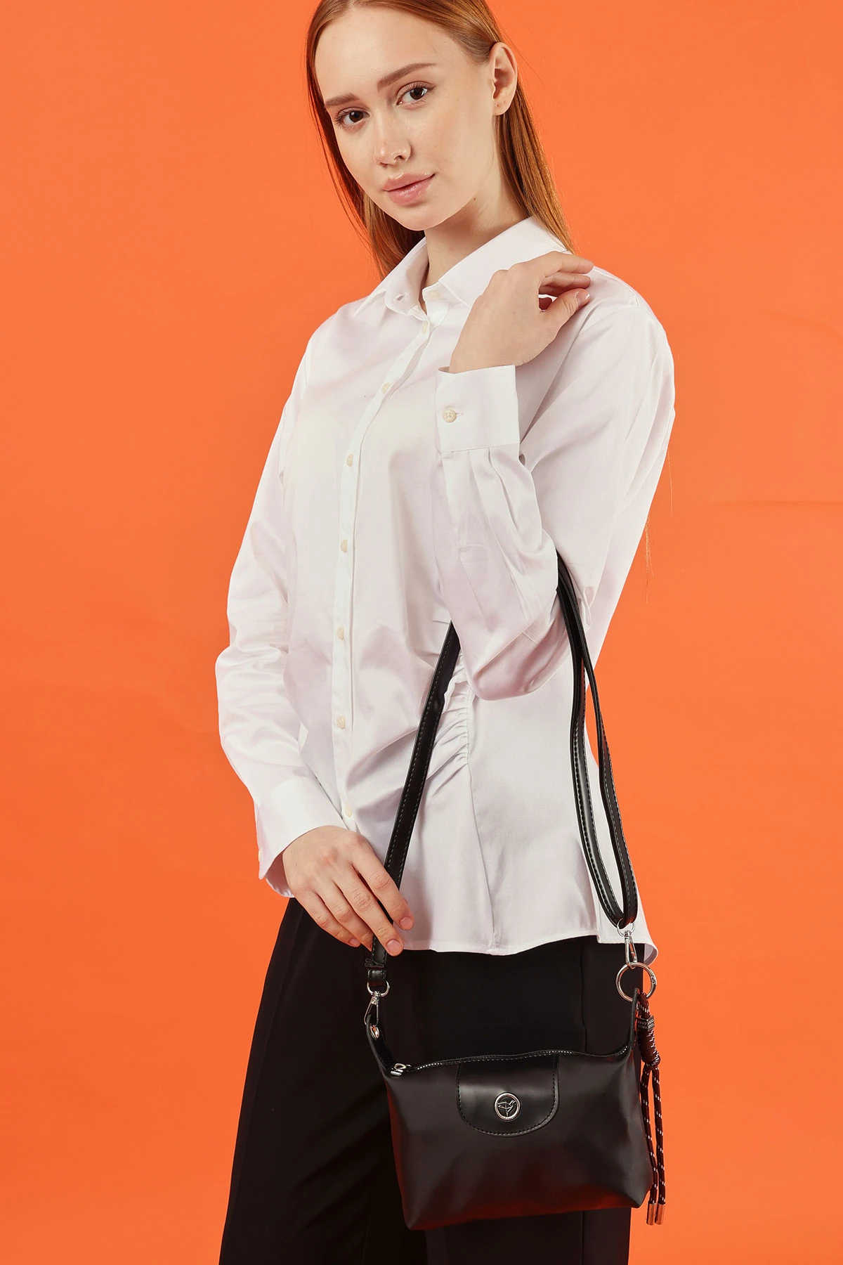 Garbalia Helenas İp Charmlı Omuz Askılı Fermuarlı Kadın Omuz Çantası