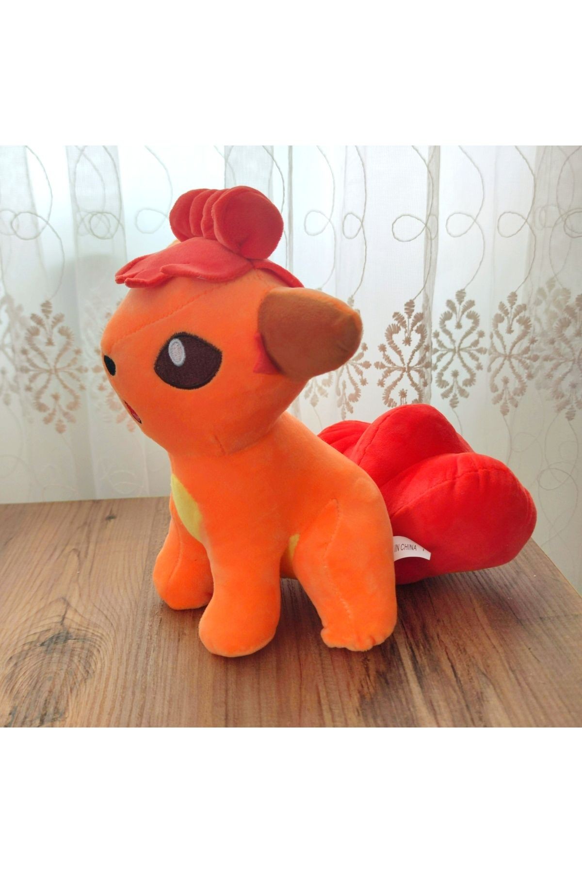 Vulpix ateş 23cm Pokemon peluş oyuncak figür