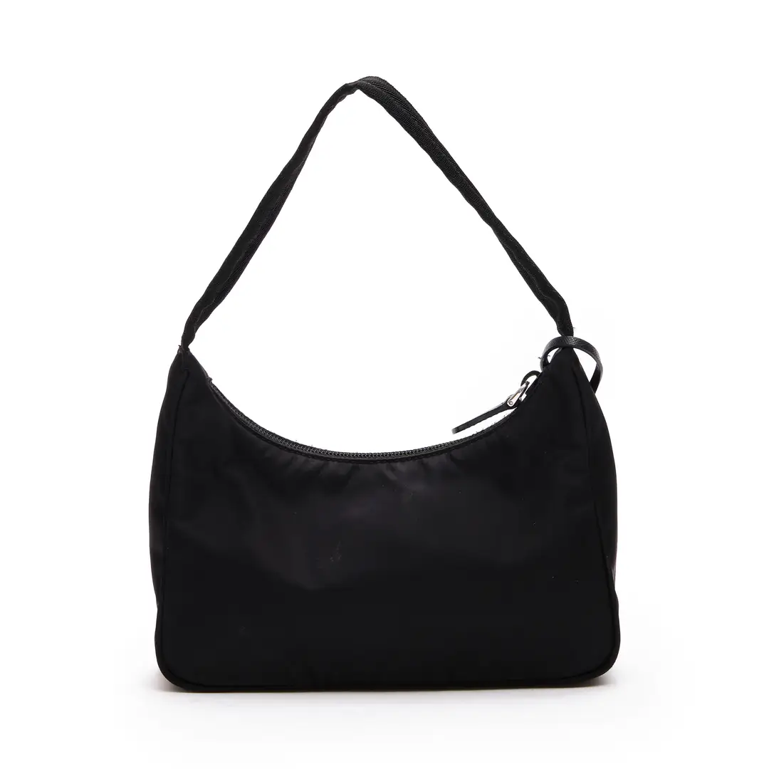 バッグ PRADA shoulder bag Black nylon 00s y2k Prada - Black Nylon 'Re-Edition 2000' Shoulder Bag