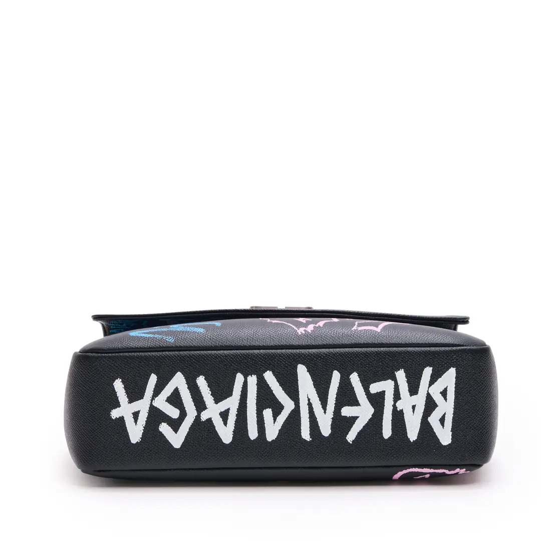 Balenciaga Balenciaga - Siyah Graffiti Medium Flap Çanta