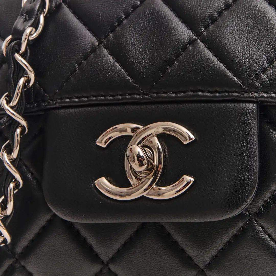 Chanel - Siyah Tri Accordion Flap Çanta - Authentic Seconds