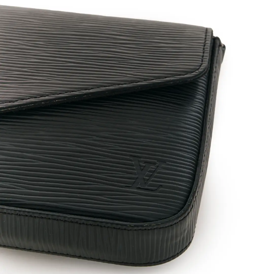 Louis Vuitton - Siyah Epi Deri Felicie Clutch - Authentic Seconds