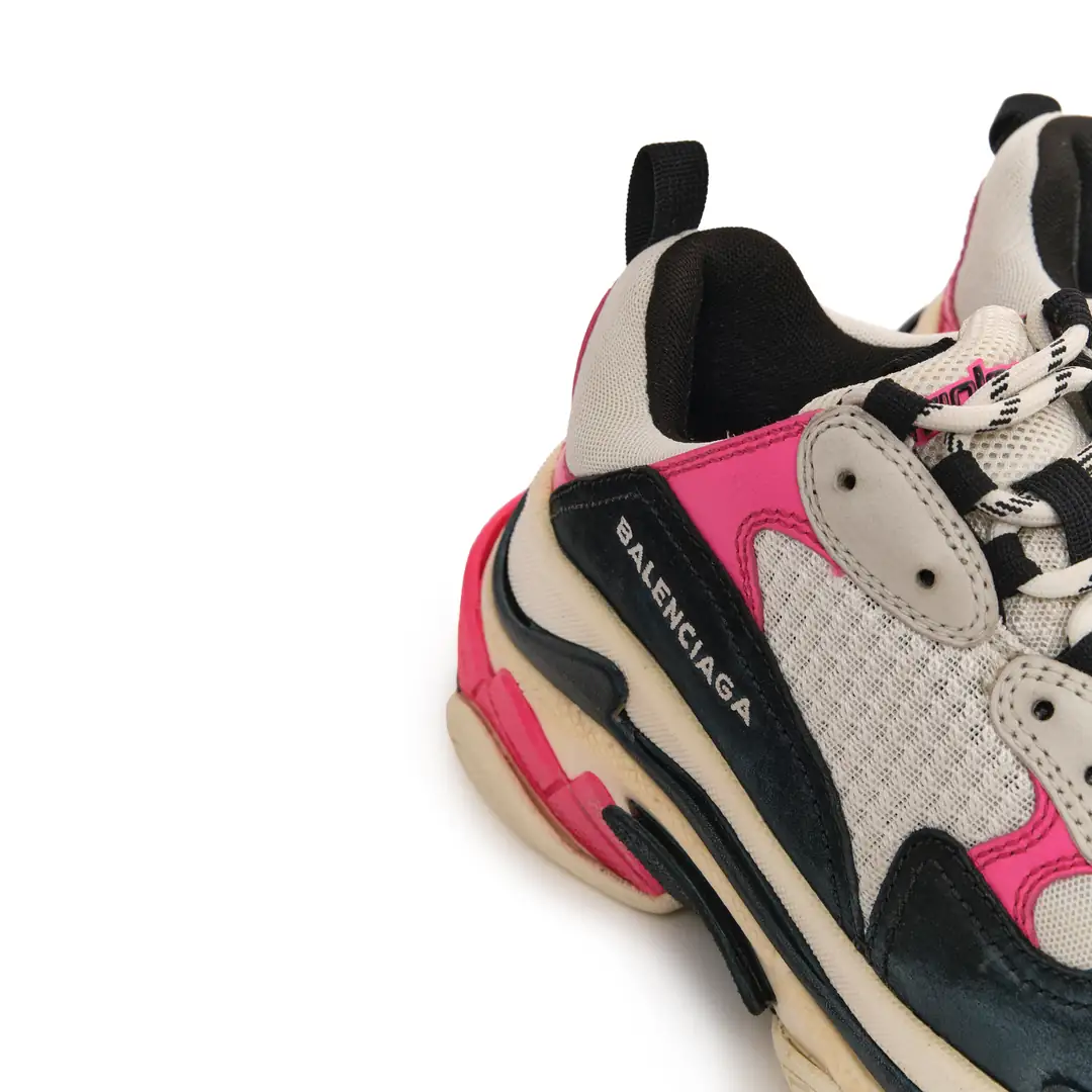 Balenciaga - Pembe Triple S Sneaker / 38 - Authentic Seconds