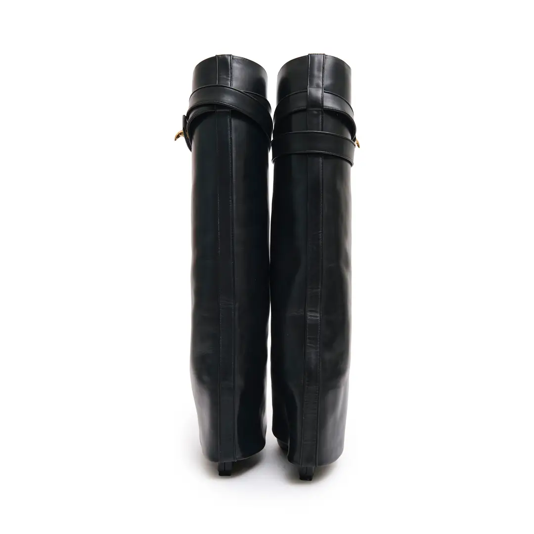 Givenchy - Siyah 'Shark Lock' Dolgu Topuk Çizme / 38
