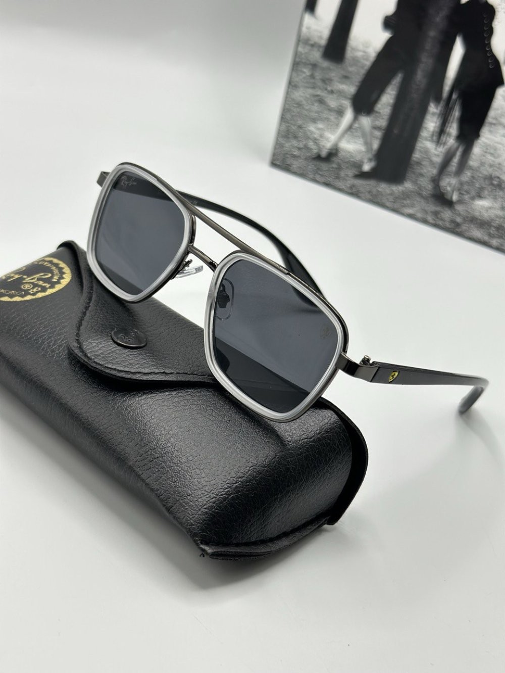 Rayban Ferrari Gri Siyah Cam İthal Unisex Güneş Gözlüğü  