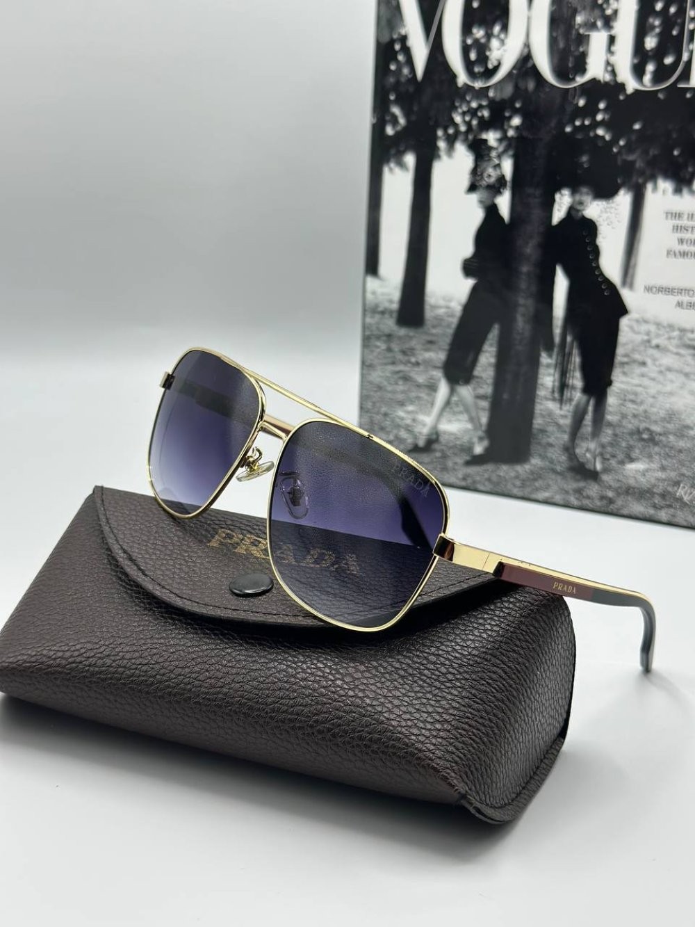 Prada Ahşap Saplı Erkek Güneş Gözlüğü  