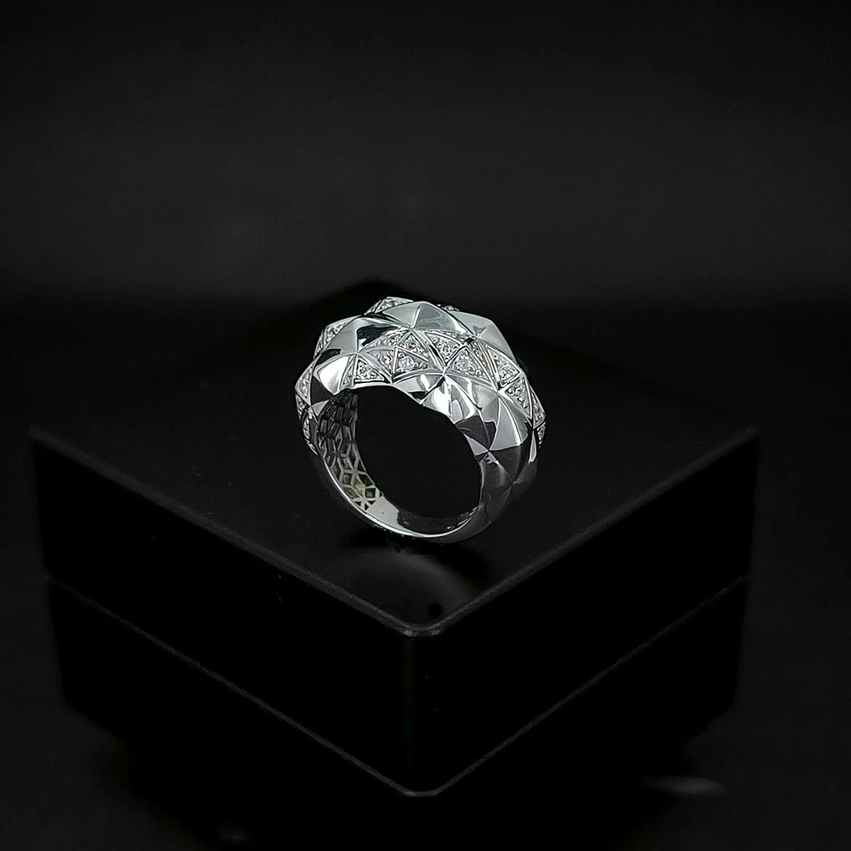 Piramid 3D Fantazi Fizyon Gümüş Yüzük