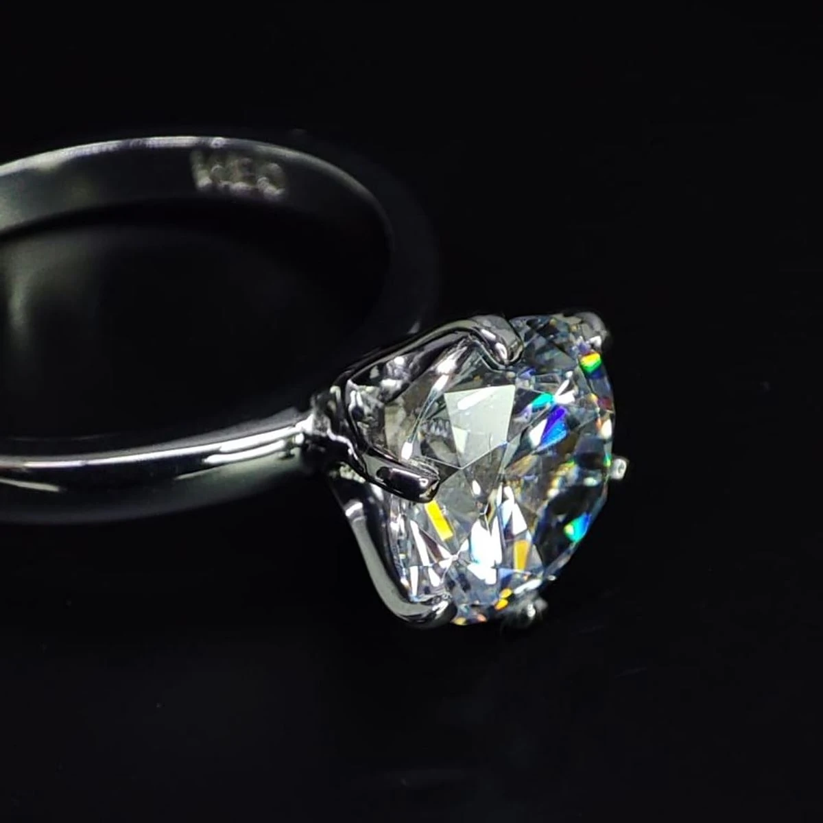 Tiffany 9 MM Tektaş Gümüş Yüzük