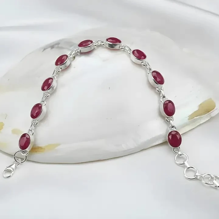 925 Ayar Yakut Taşlı Gümüş Bileklik