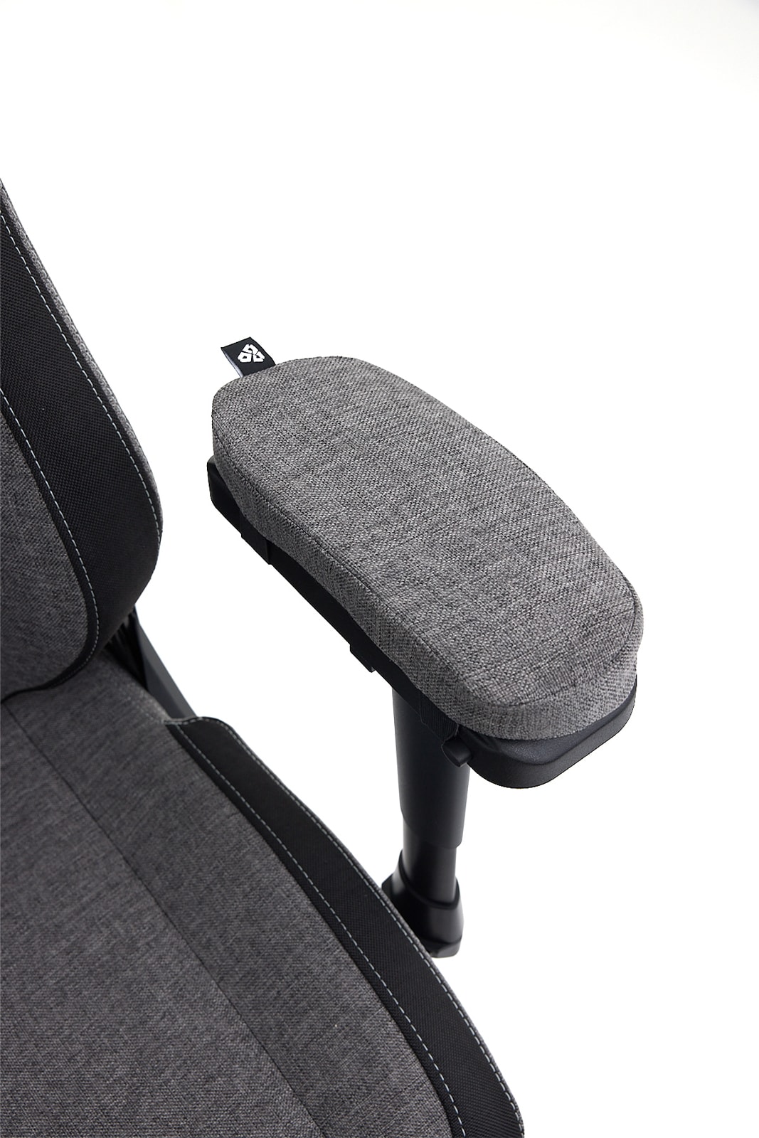 Titanseat Oyuncu Koltuğu Anthra Kumaş Kol Pedi