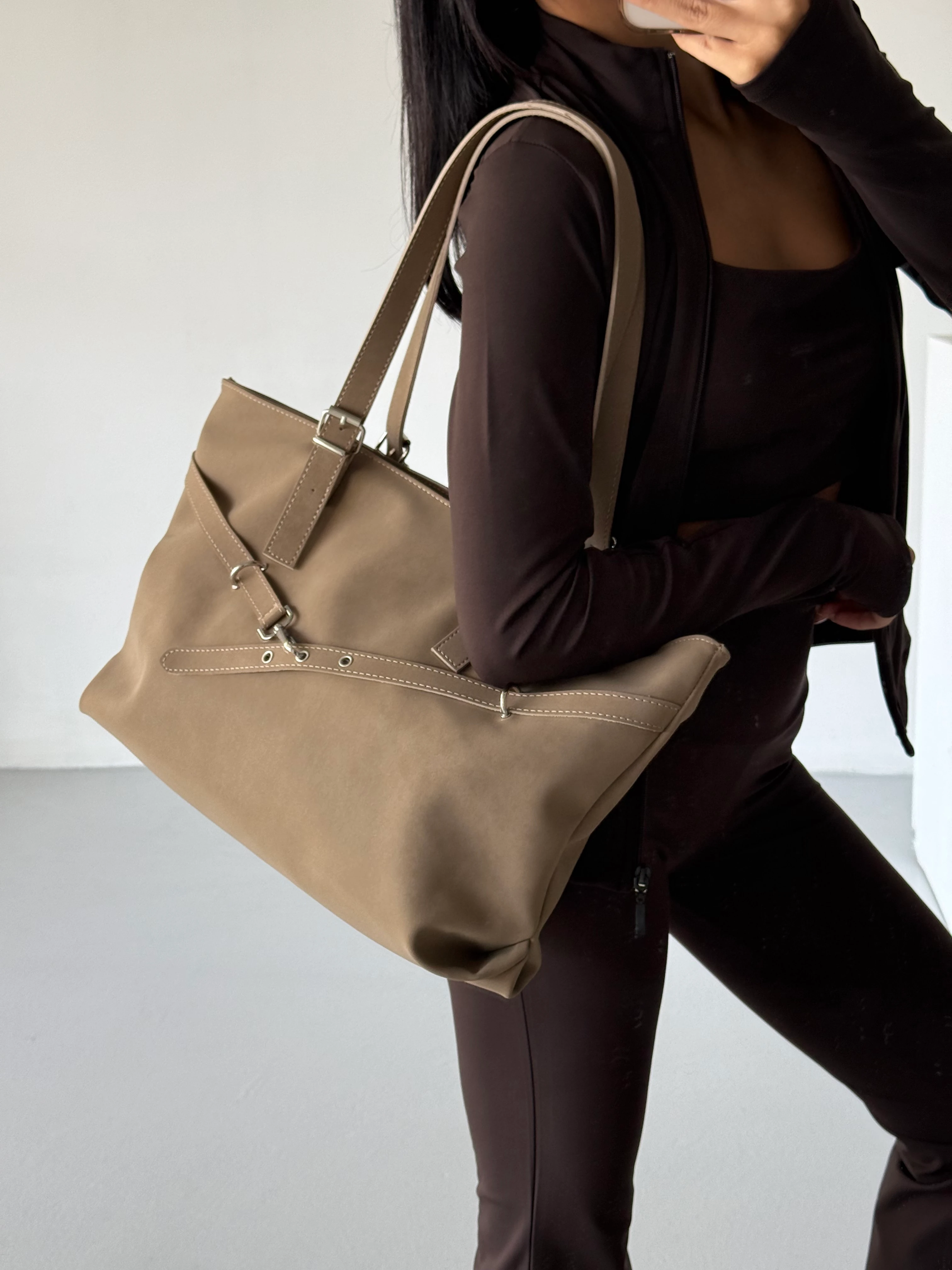 Kadın Kemer Detaylı Omuz Çantası Madrid - Vizon Süet