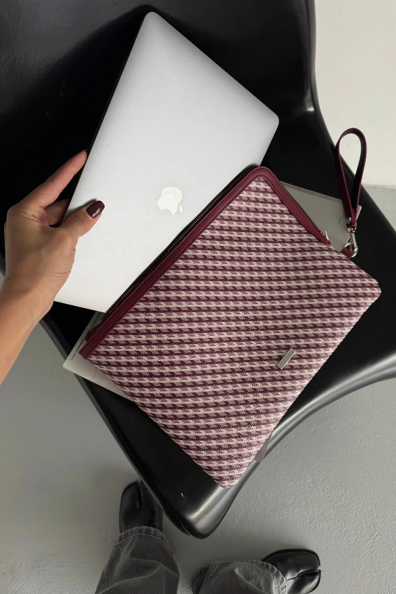 Monogram Desenli Dizüstü Bilgisayar Kılıfı Appy - Bordo