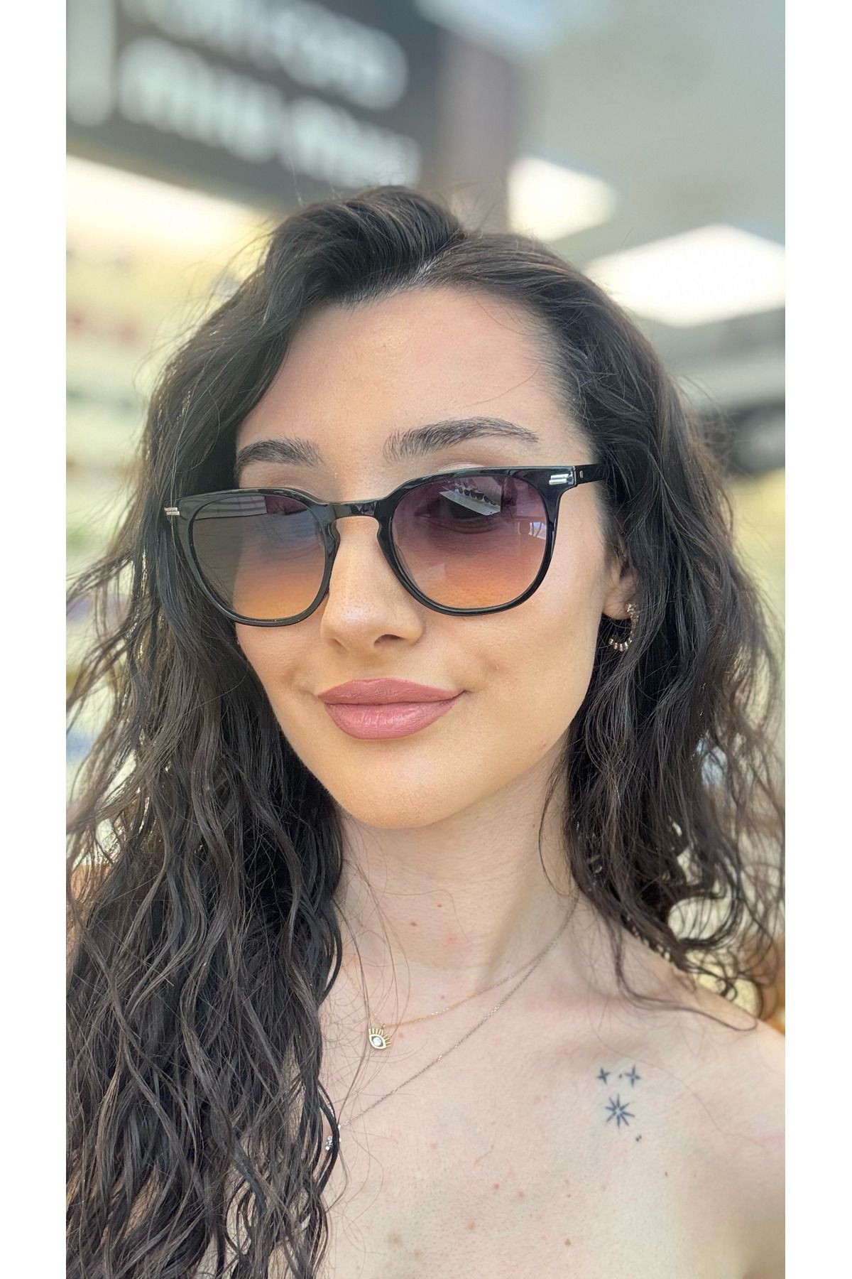 8359 50 C2 Güneş Gözlüğü