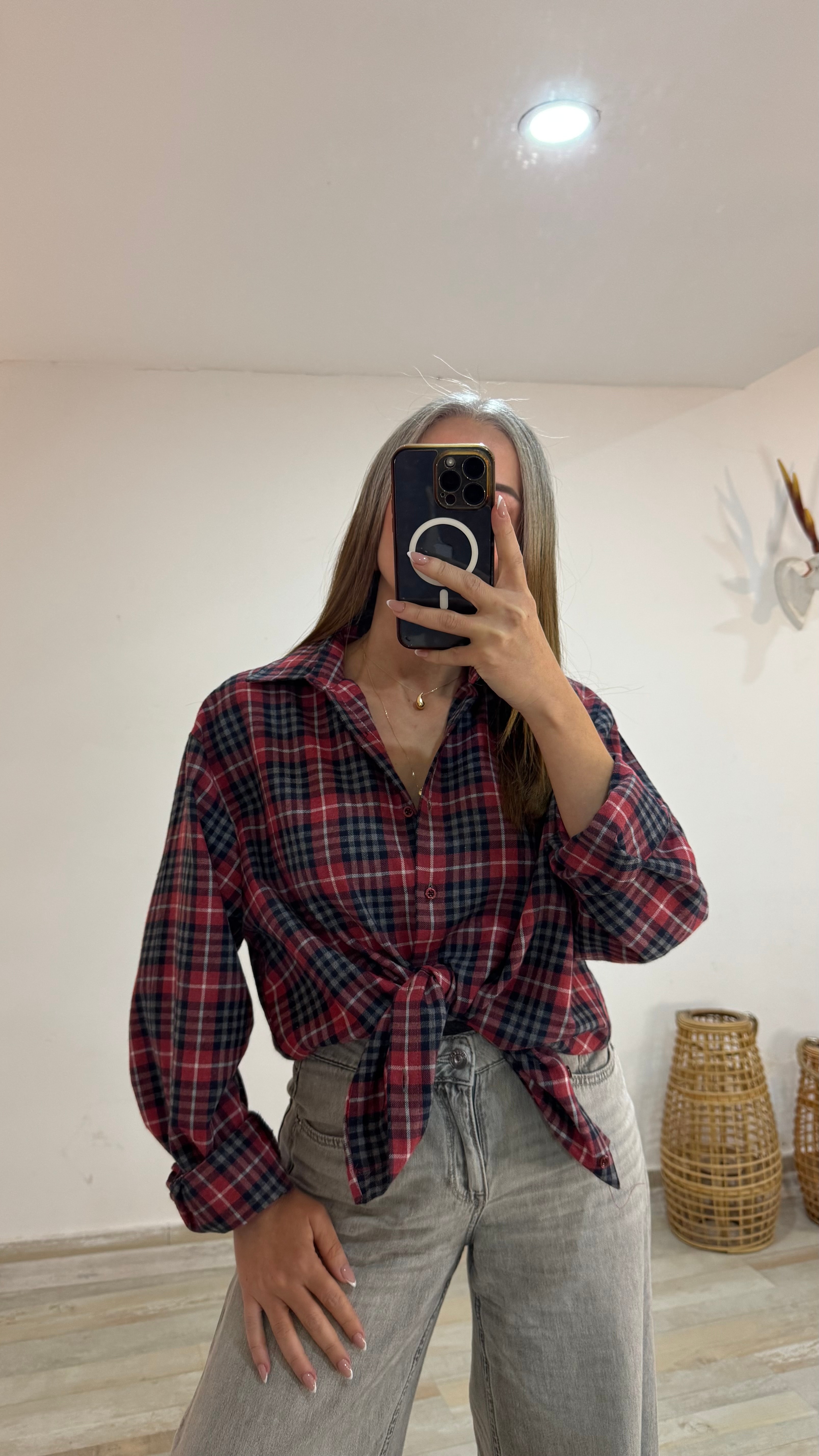 Kırmızı Renk Ekose Gömlek