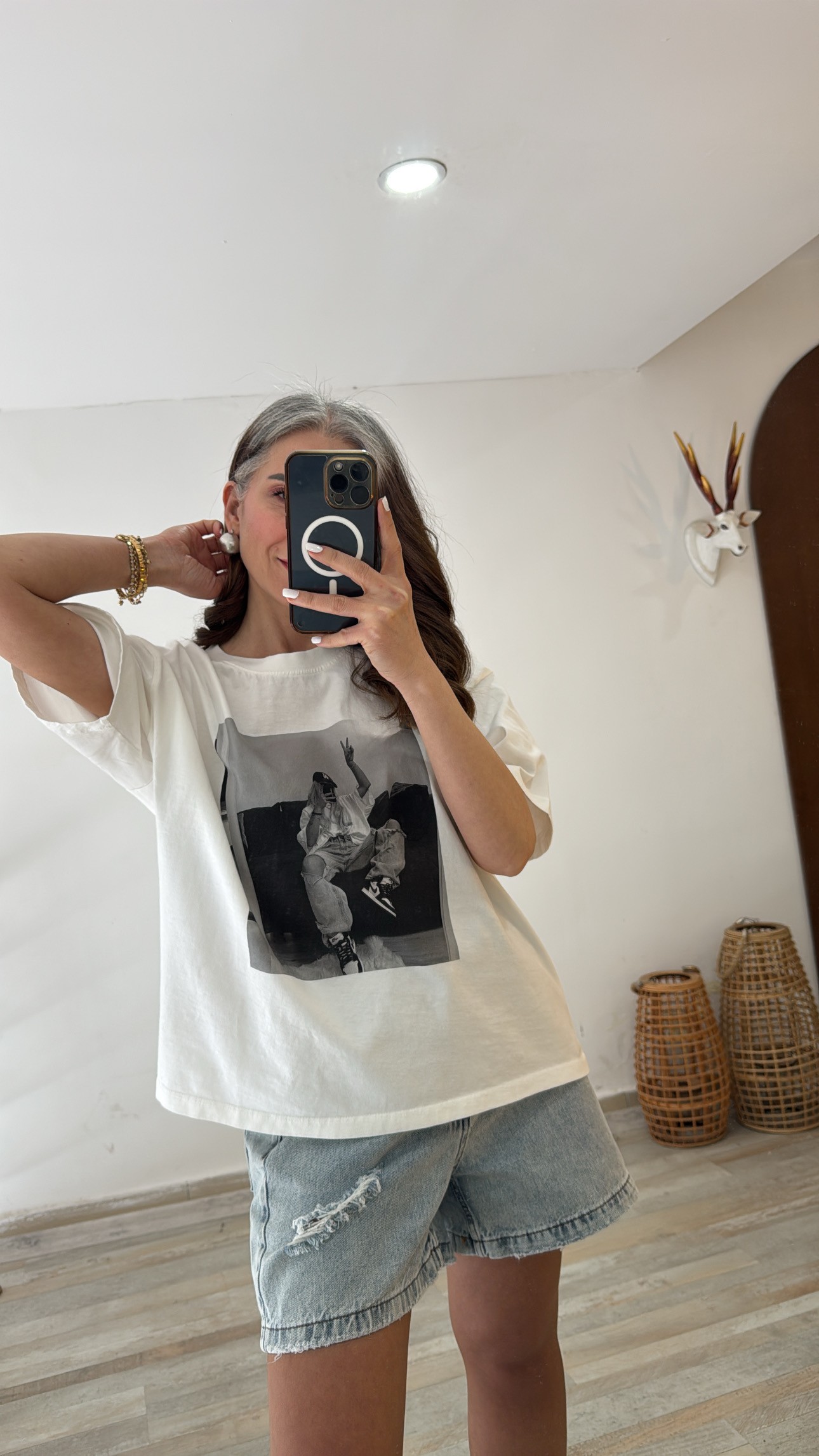 Önü Baskılı Basic Beyaz T-Shirt