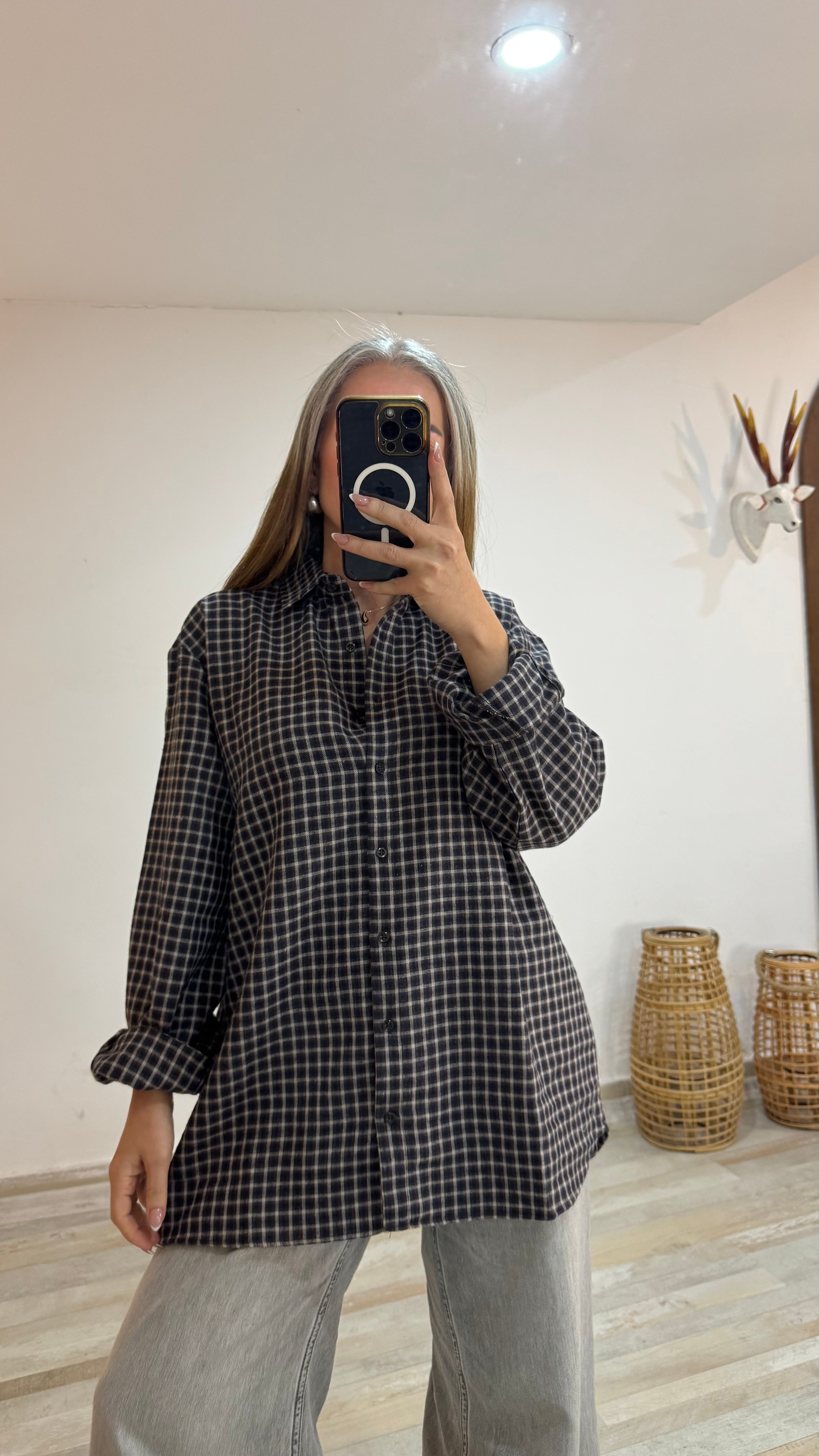 Gri Pötikareli Gömlek