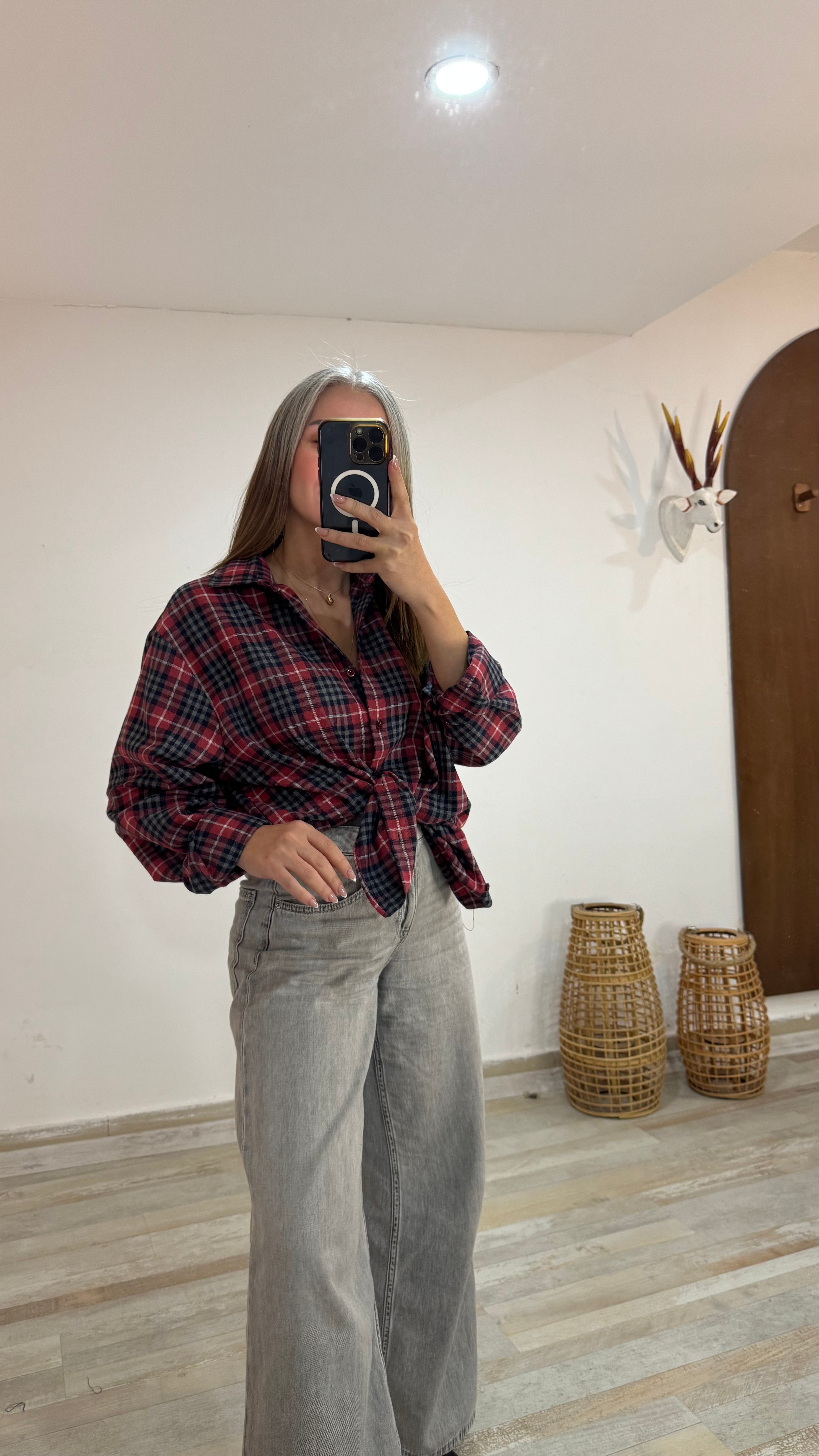 Kırmızı Renk Ekose Gömlek