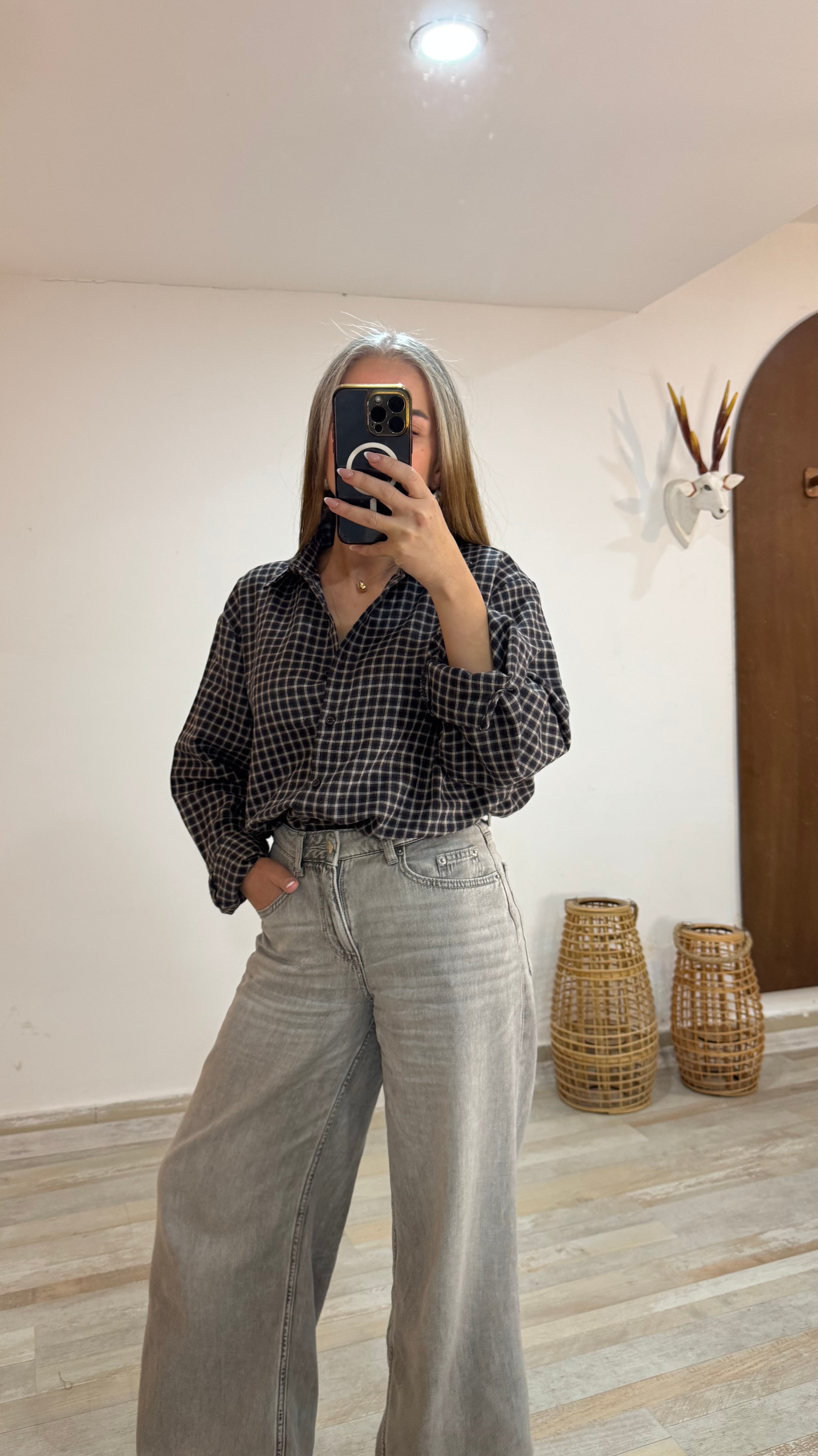 Gri Pötikareli Gömlek