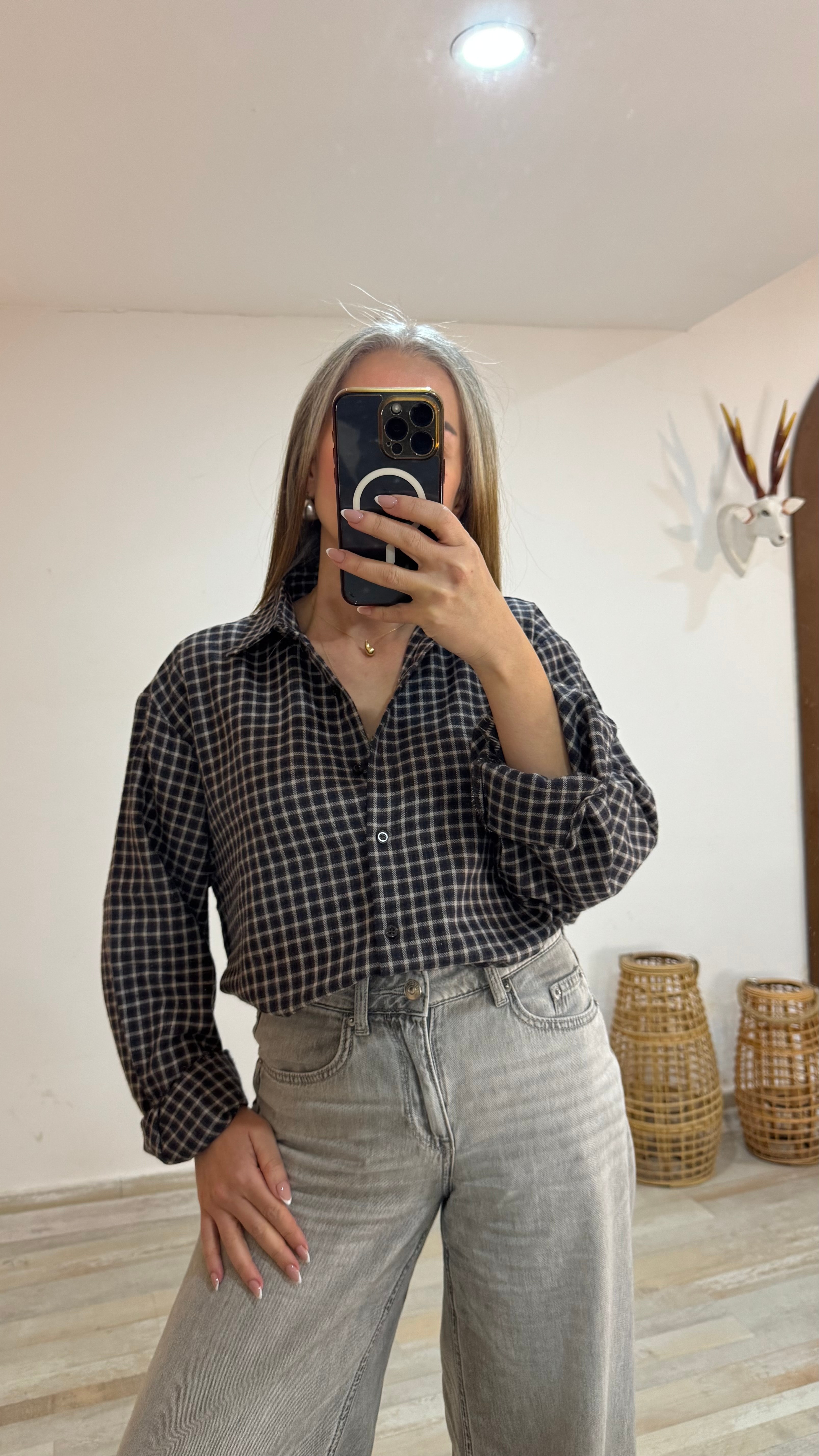 Gri Pötikareli Gömlek