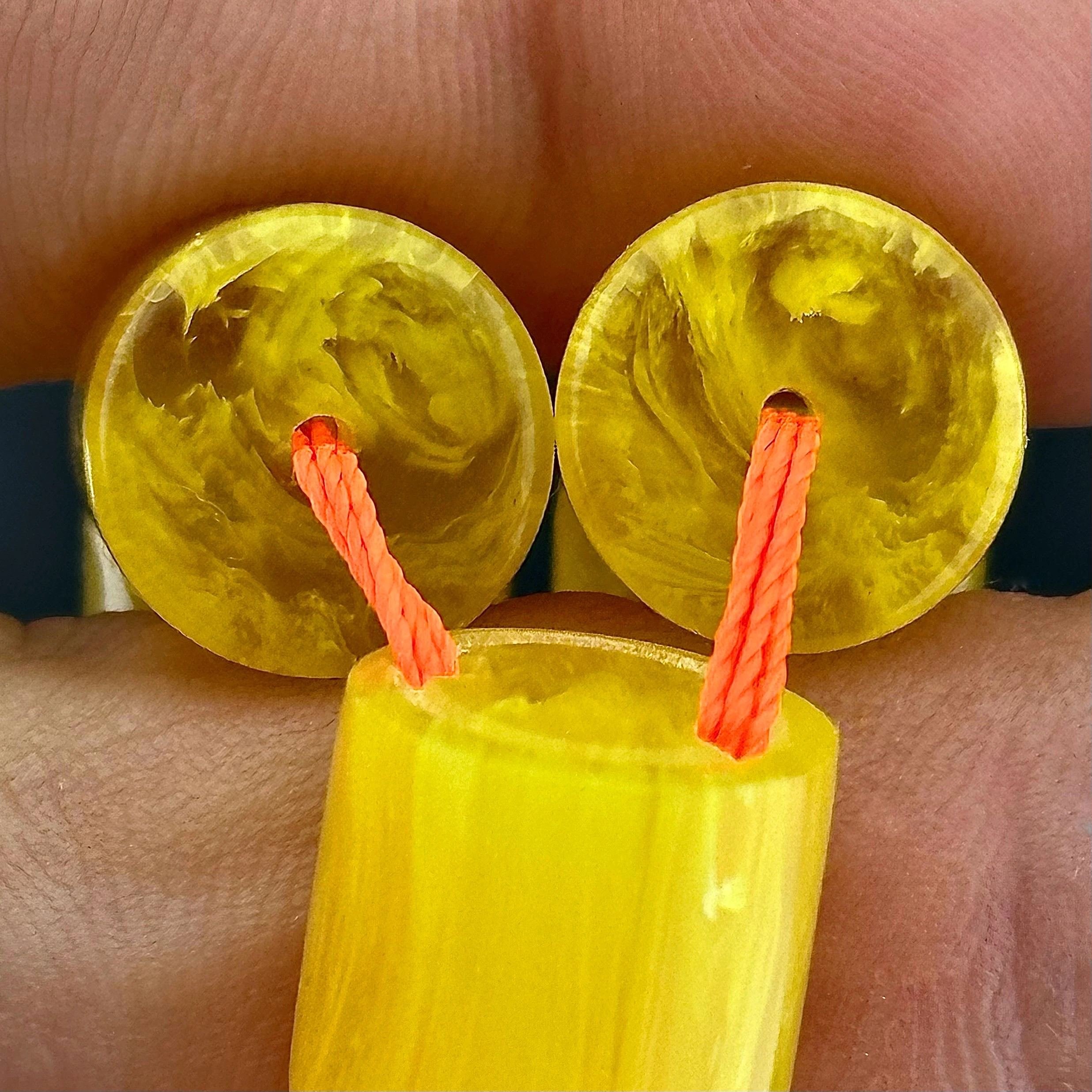 Ali ERİŞ - Helezonları ve Malzemesi İle Osmanlı Kalitesinde Sıkma Kehribar 