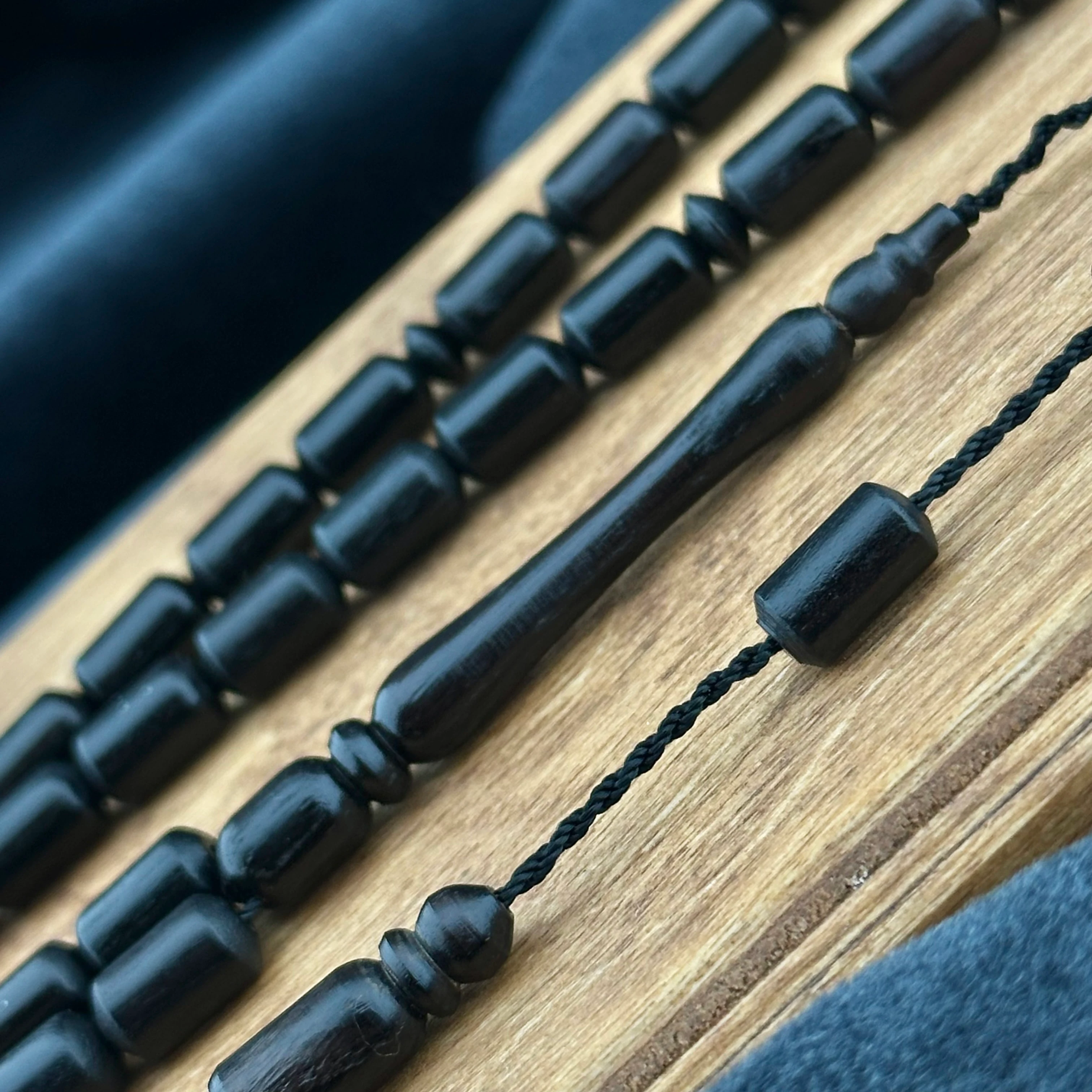 Bürokrat Ölçüde Abanoz Ağacı Tesbih