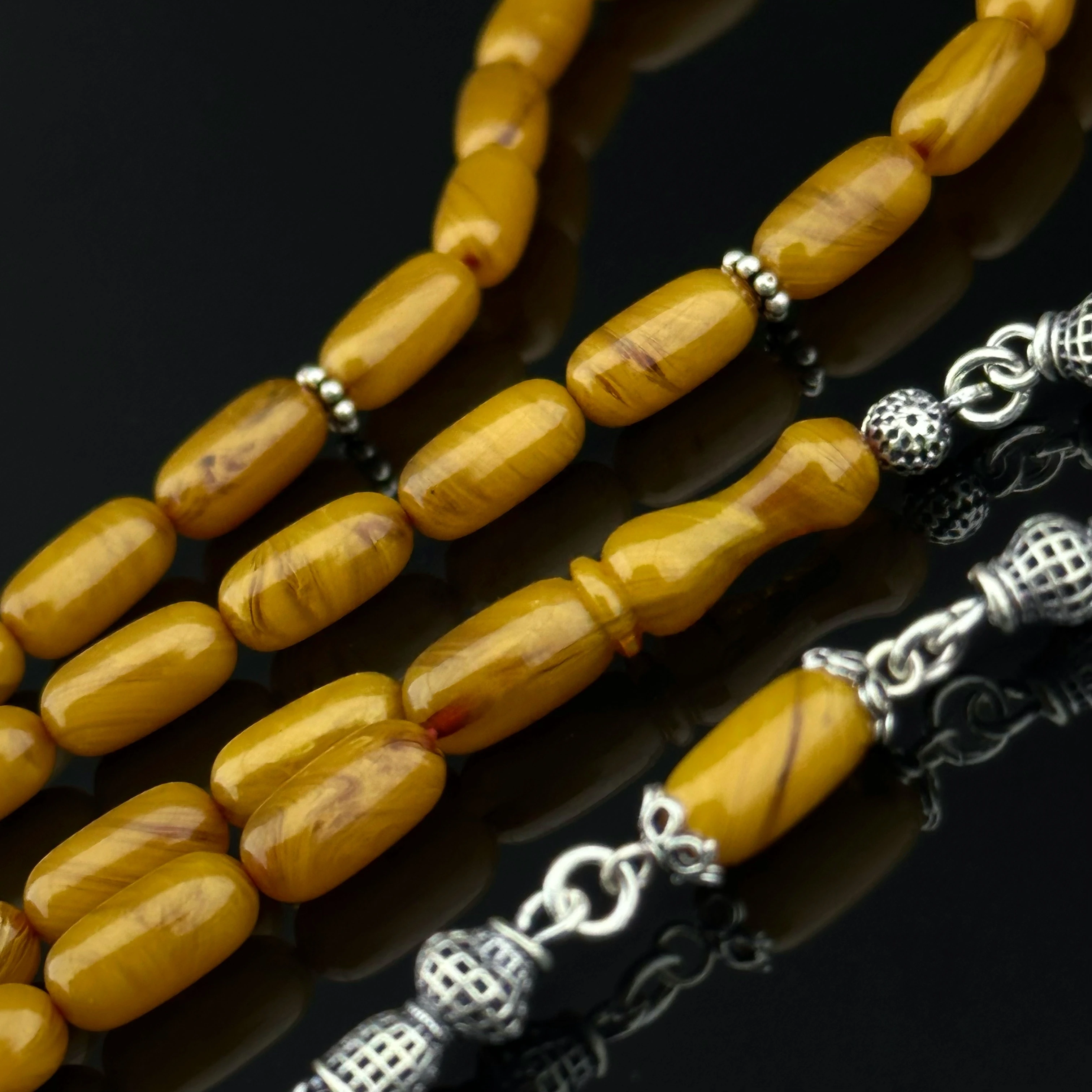 Premium Malzemeden, Özel Hare Yapısında Sıkma Kehribar 