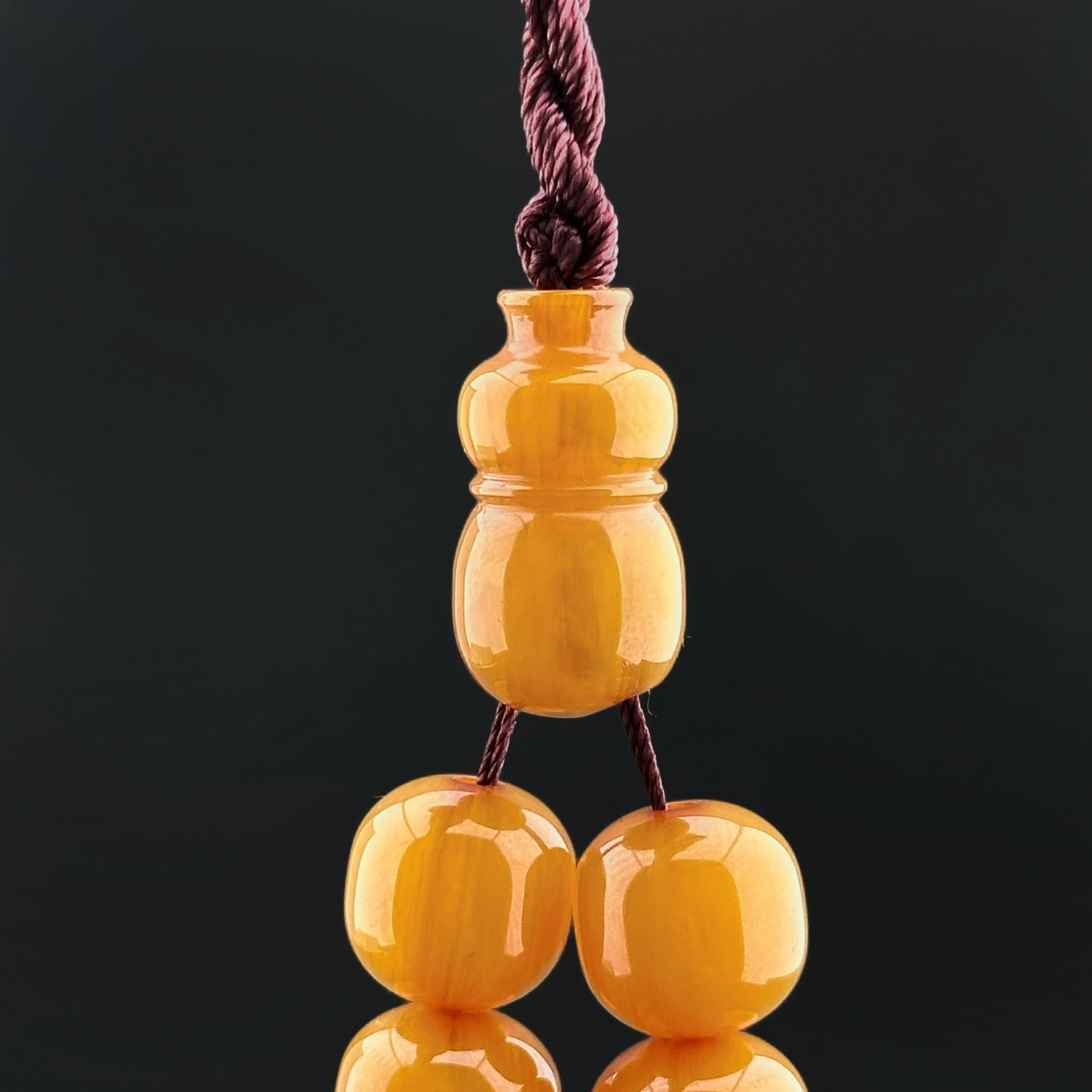 Özel Malzemeden Vişne Yolcusu Sıkma Kehribar