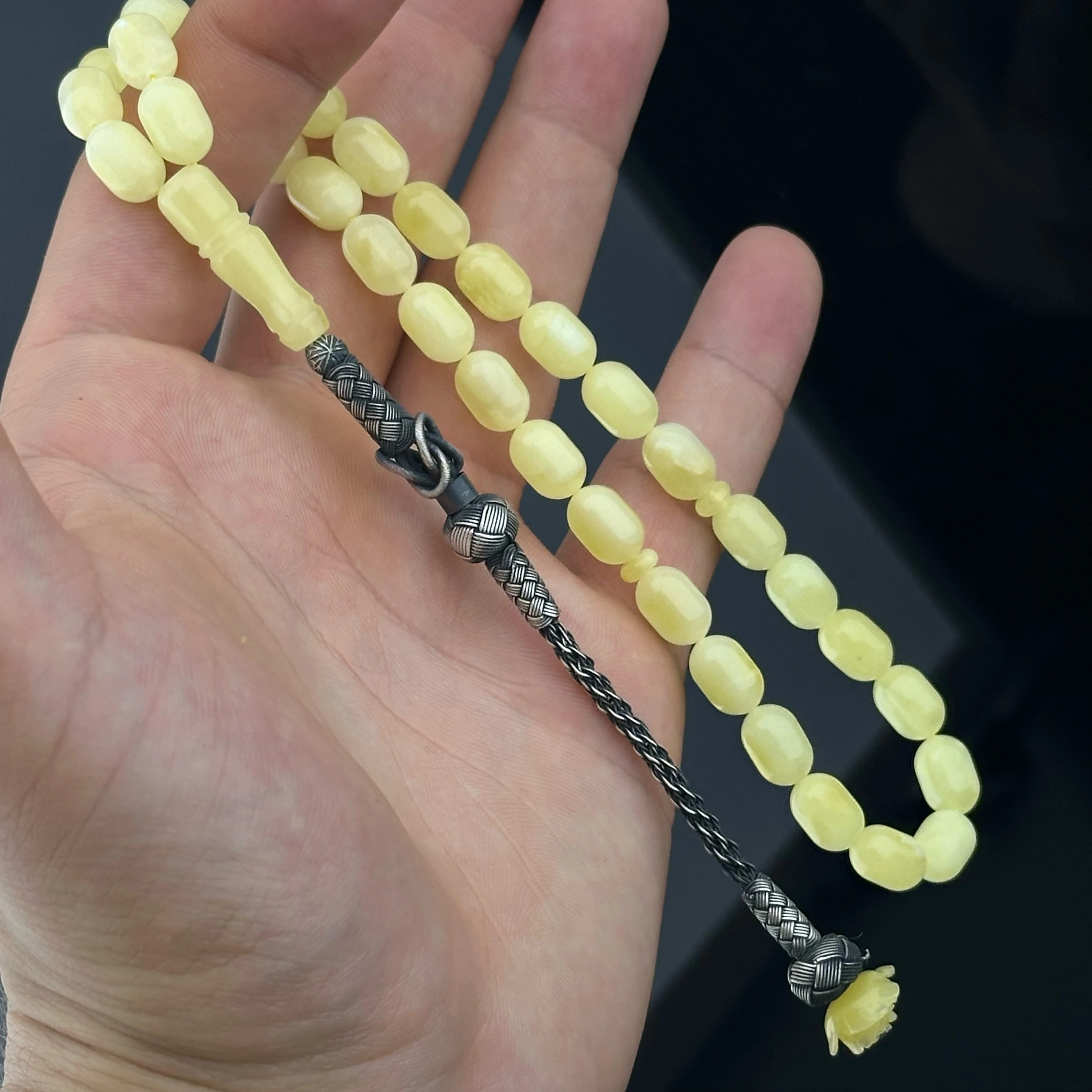 1. Sınıf İşçilikte, 1. Sınıf Kaya Kalitesinde Doğal Damla Kehribar 