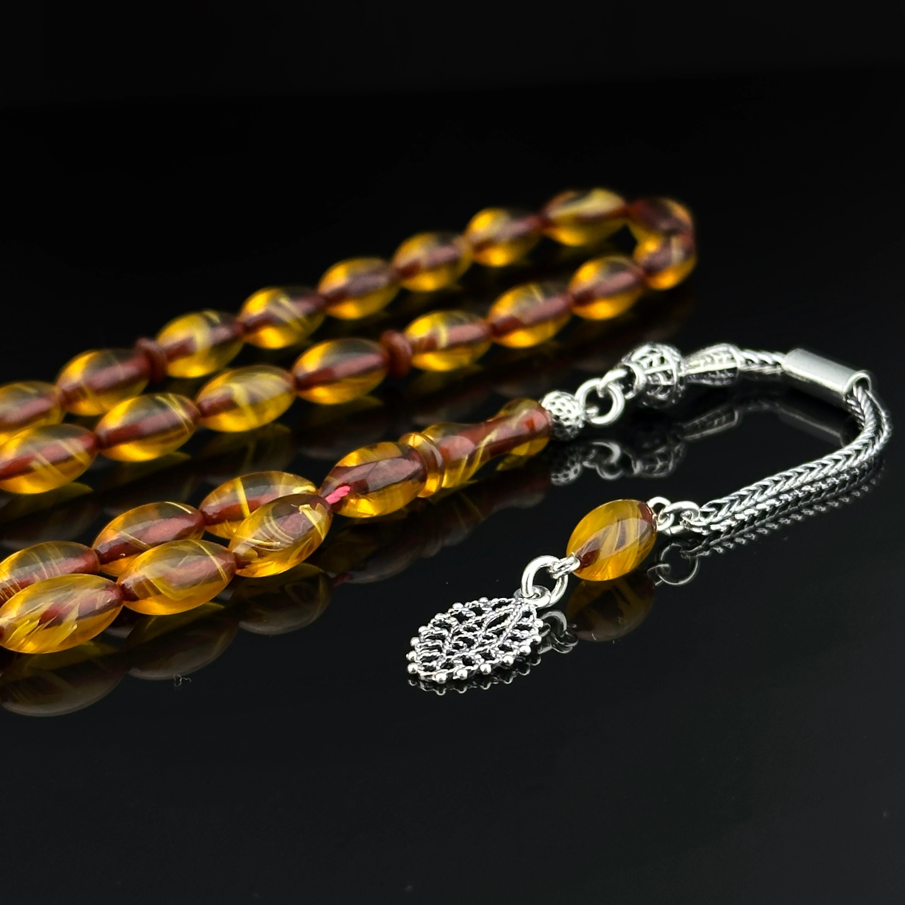 Premium Malzemeden Özel Hare Yapısında Sıkma Kehribar