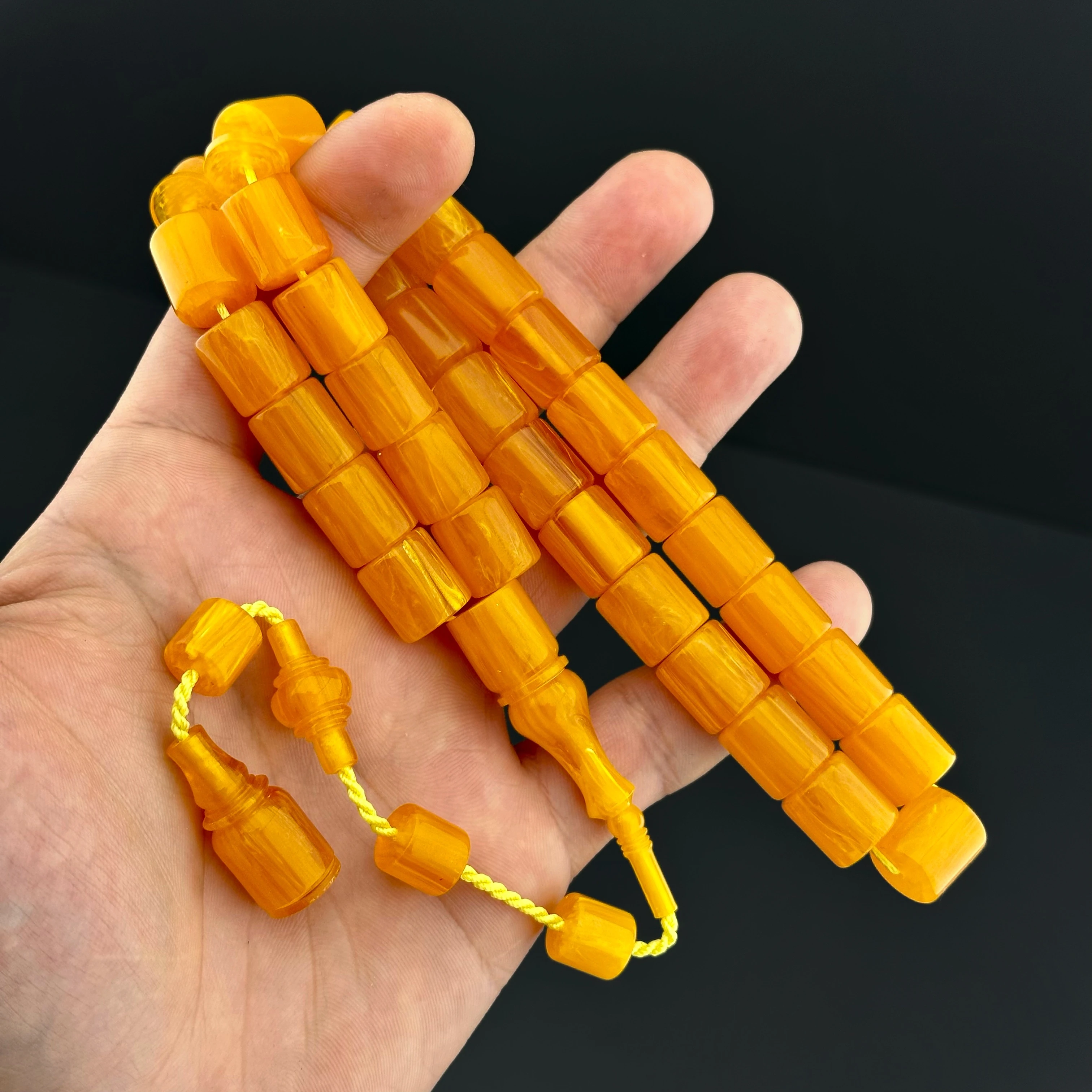 Ali ERİŞ - Helezonları ve Malzemesi İle Osmanlı Kalitesinde Sıkma Kehribar 