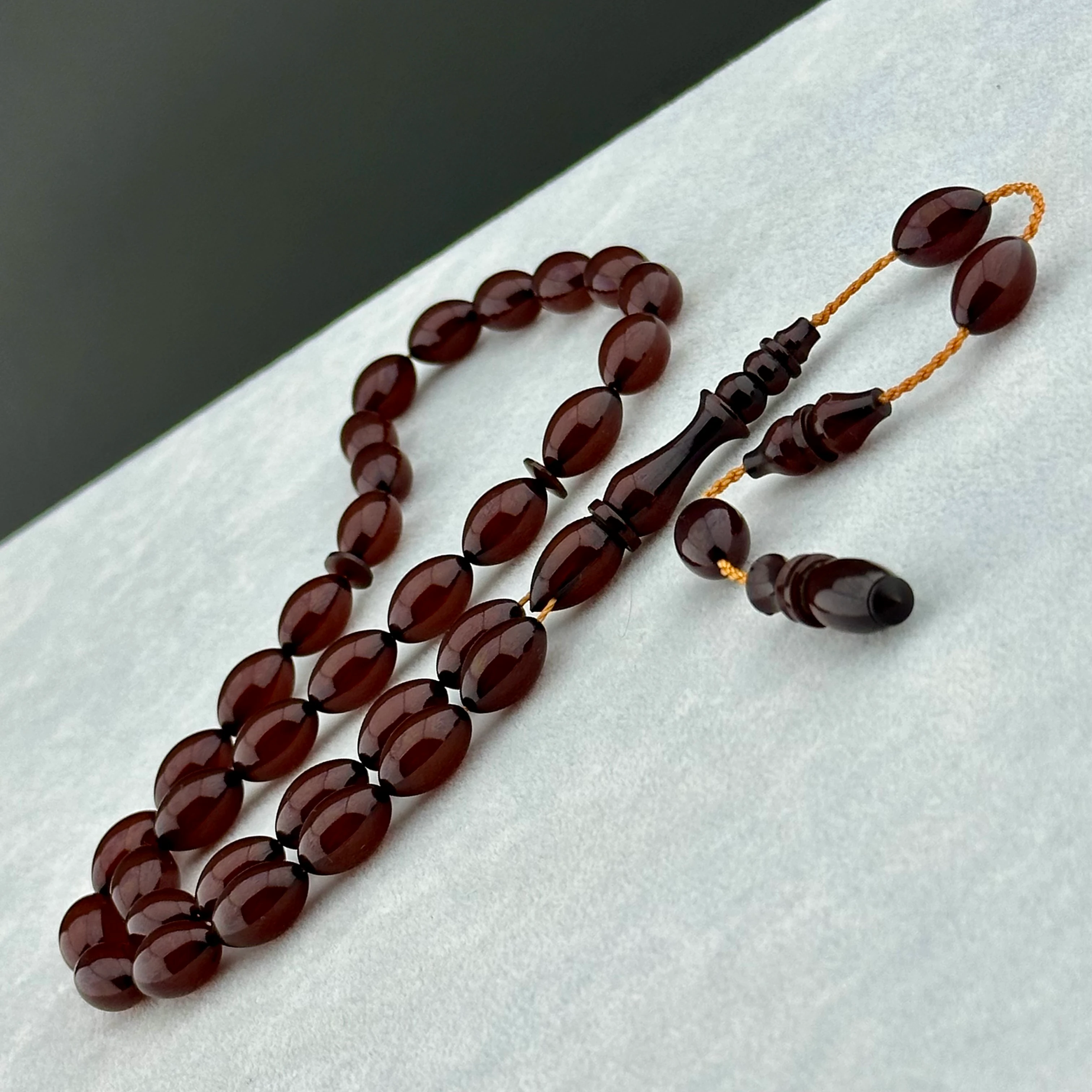 Dinlenmiş Malzemeden Torna - Temiz İşçilikli Sıkma Kehribar 