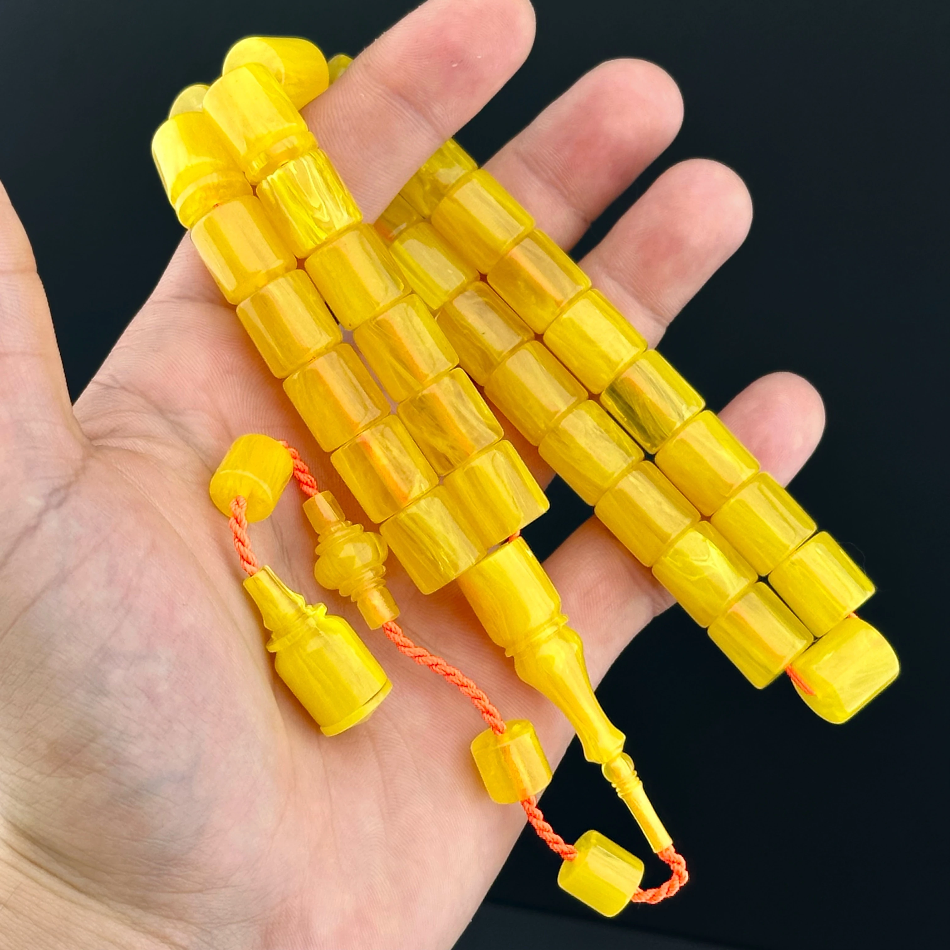 Ali ERİŞ - Helezonları ve Malzemesi İle Osmanlı Kalitesinde Sıkma Kehribar 