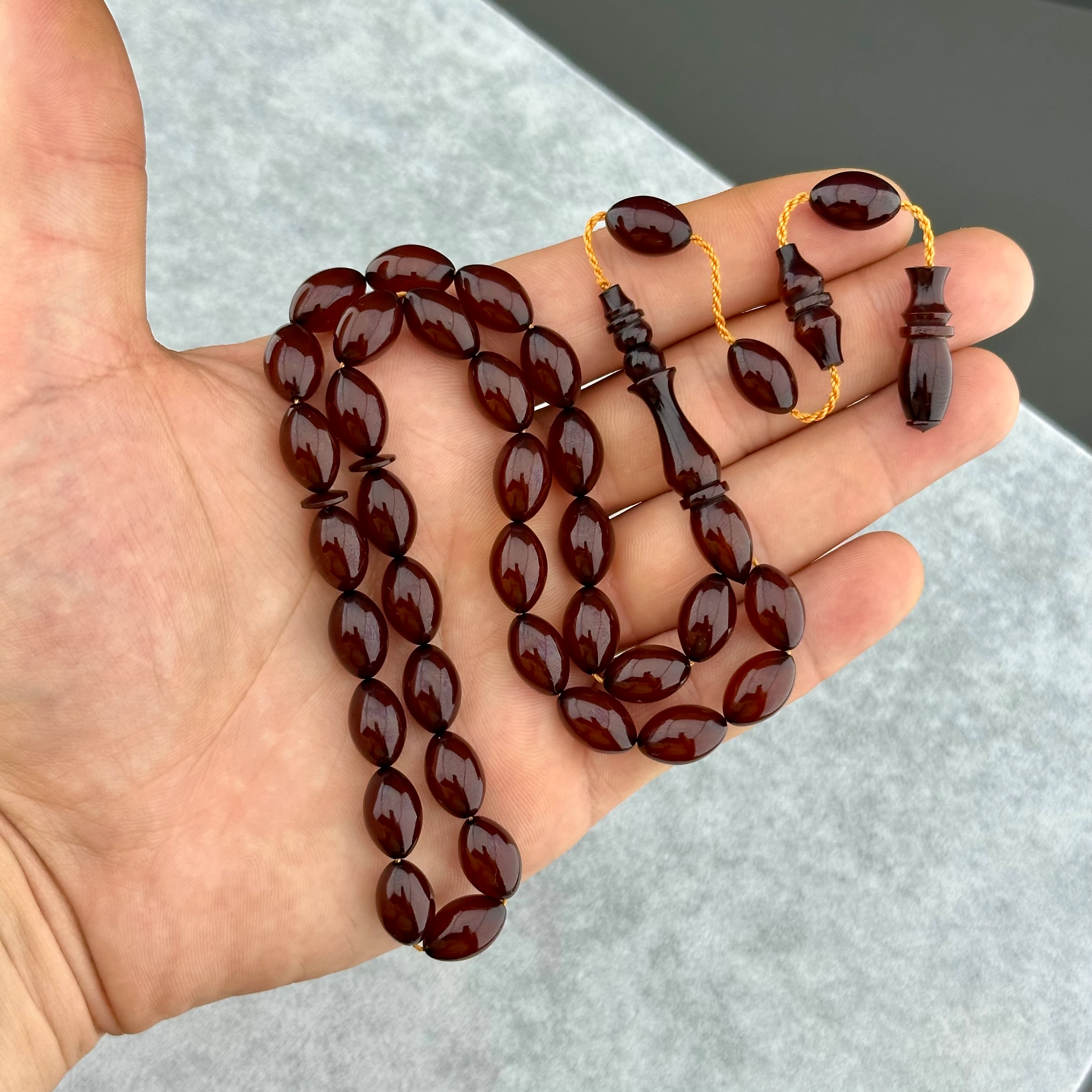 Dinlenmiş Malzemeden Torna - Temiz İşçilikli Sıkma Kehribar 