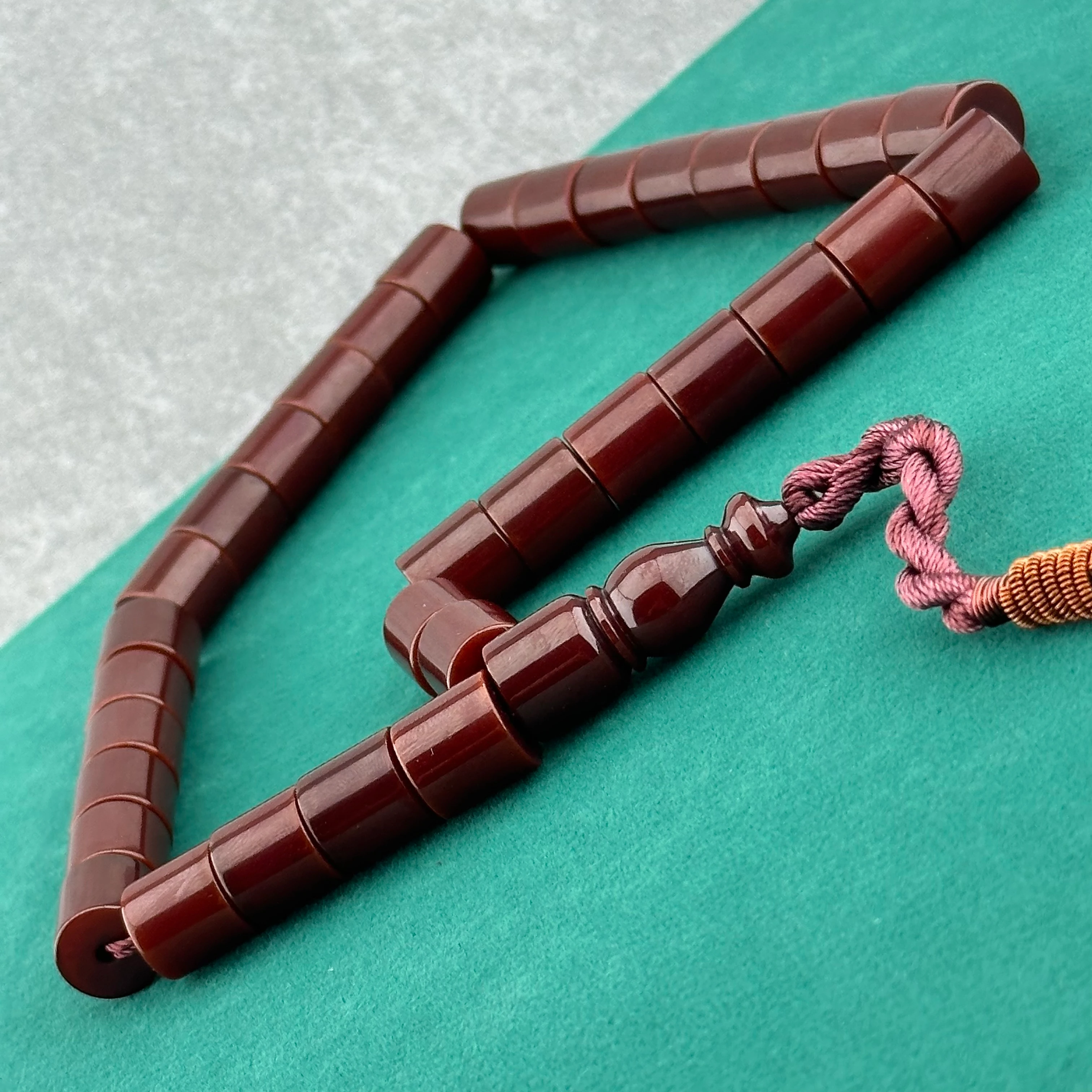 Özel Üretim Kesme Model Sıkma Kehribar