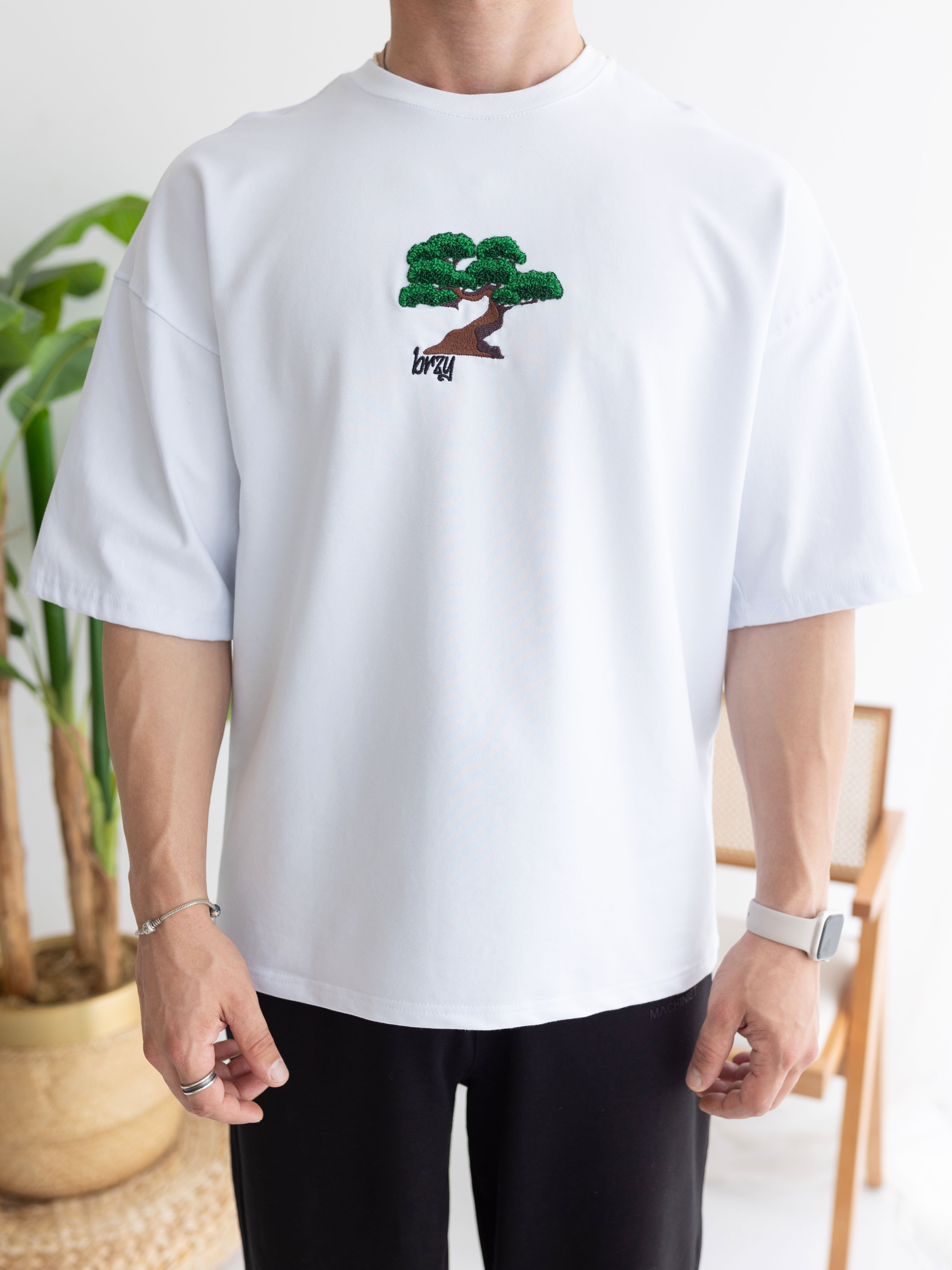 Nakış Detaylı Oversize T-Shirt - Beyaz