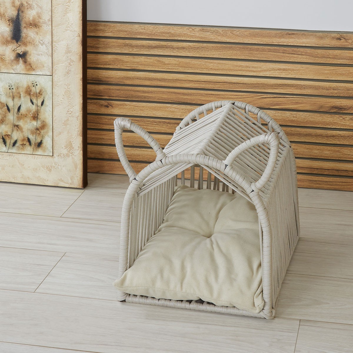 Pafupet Lono Kedi Evi Minderi