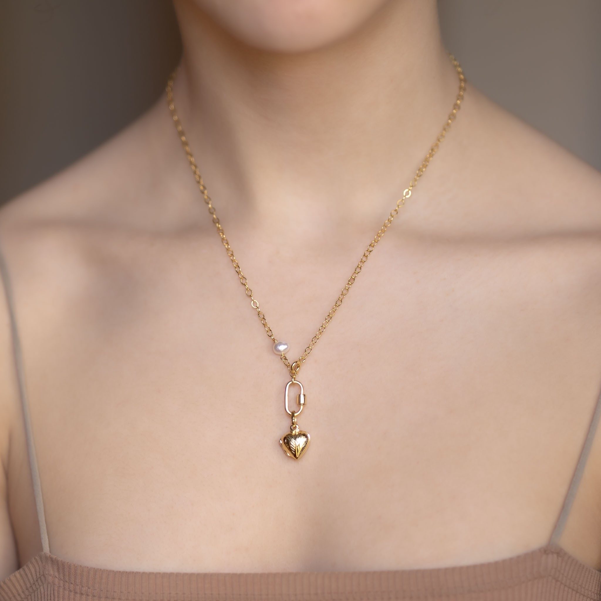 Floral Locket Kolye