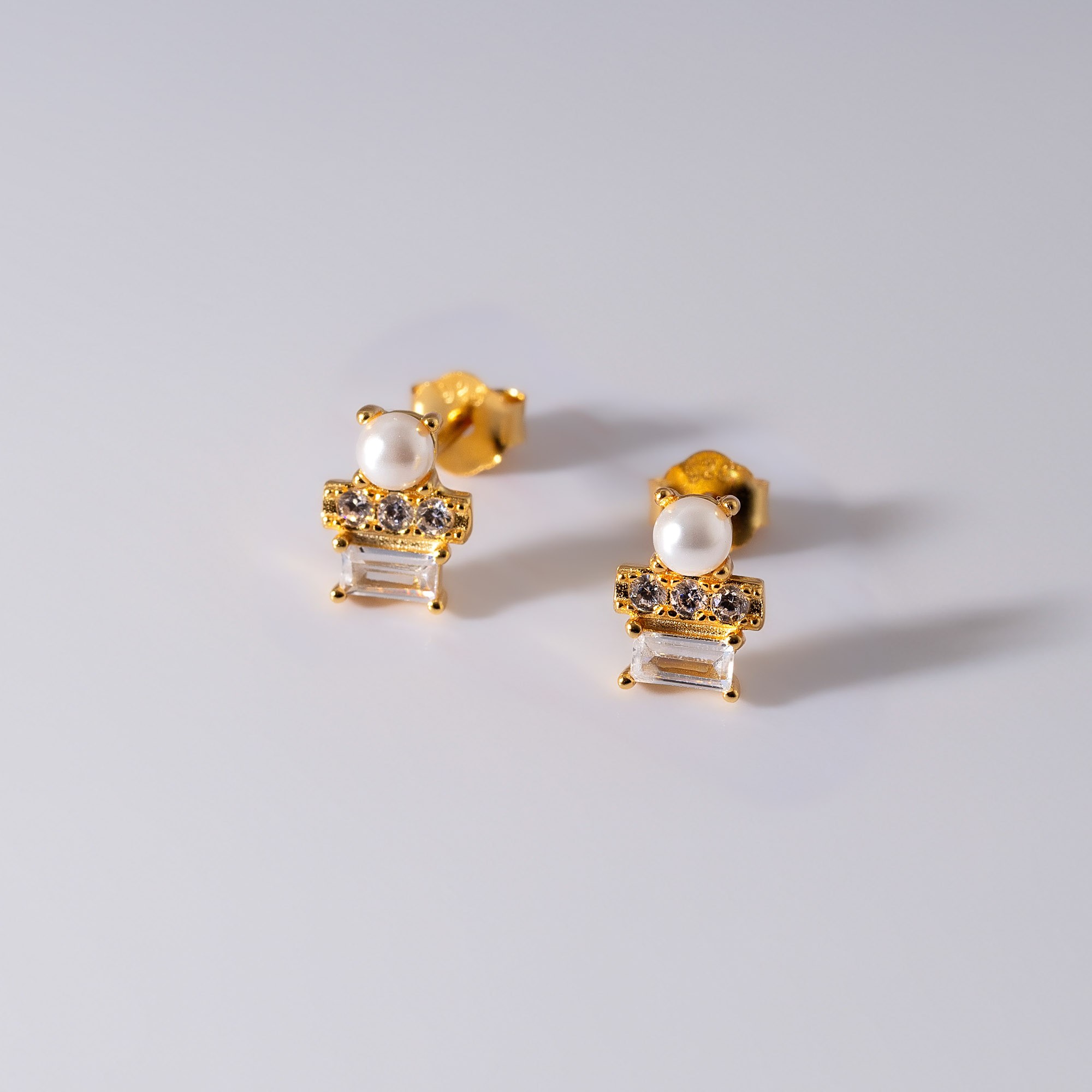 Mini Baguette Pearl Earrings