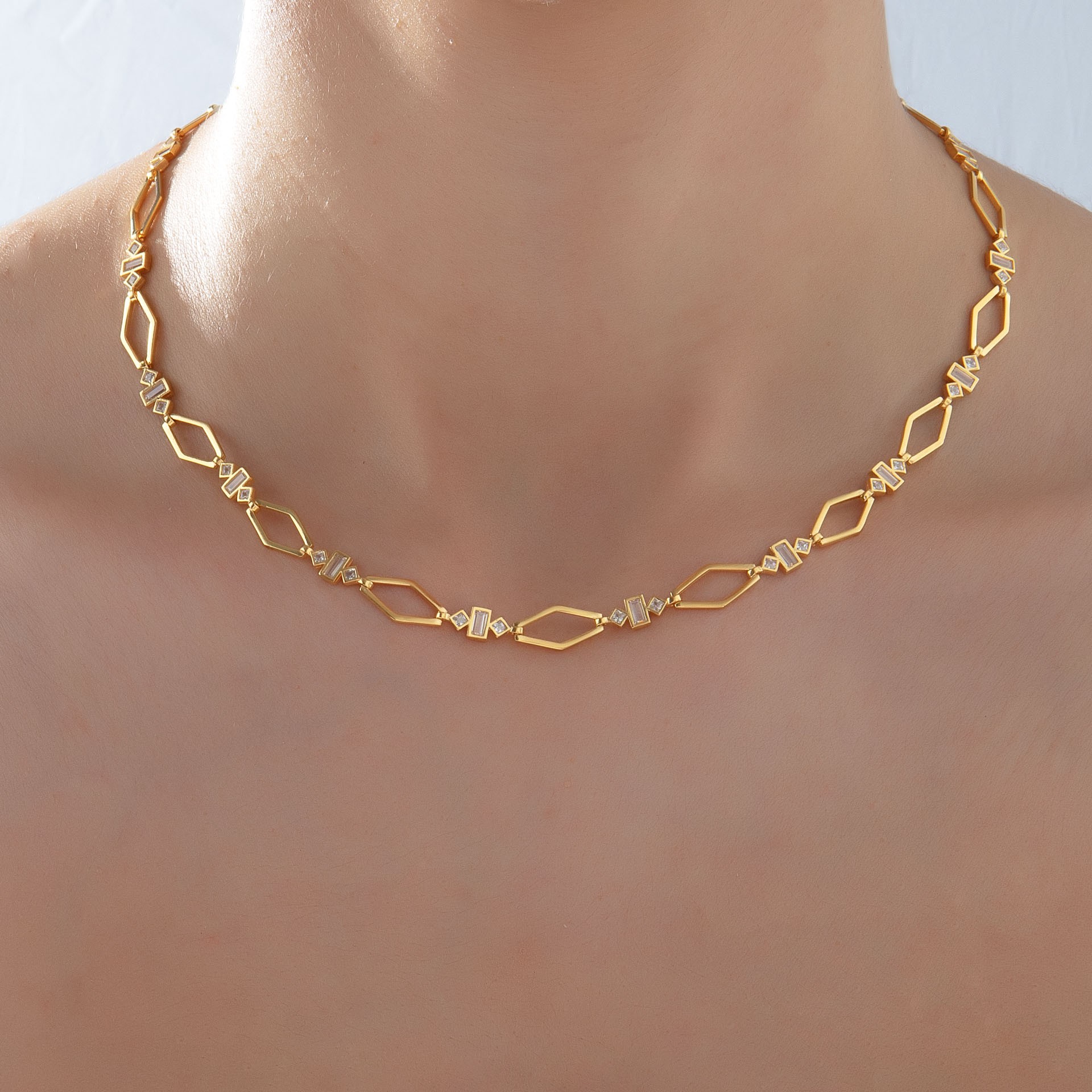 Mira Necklace