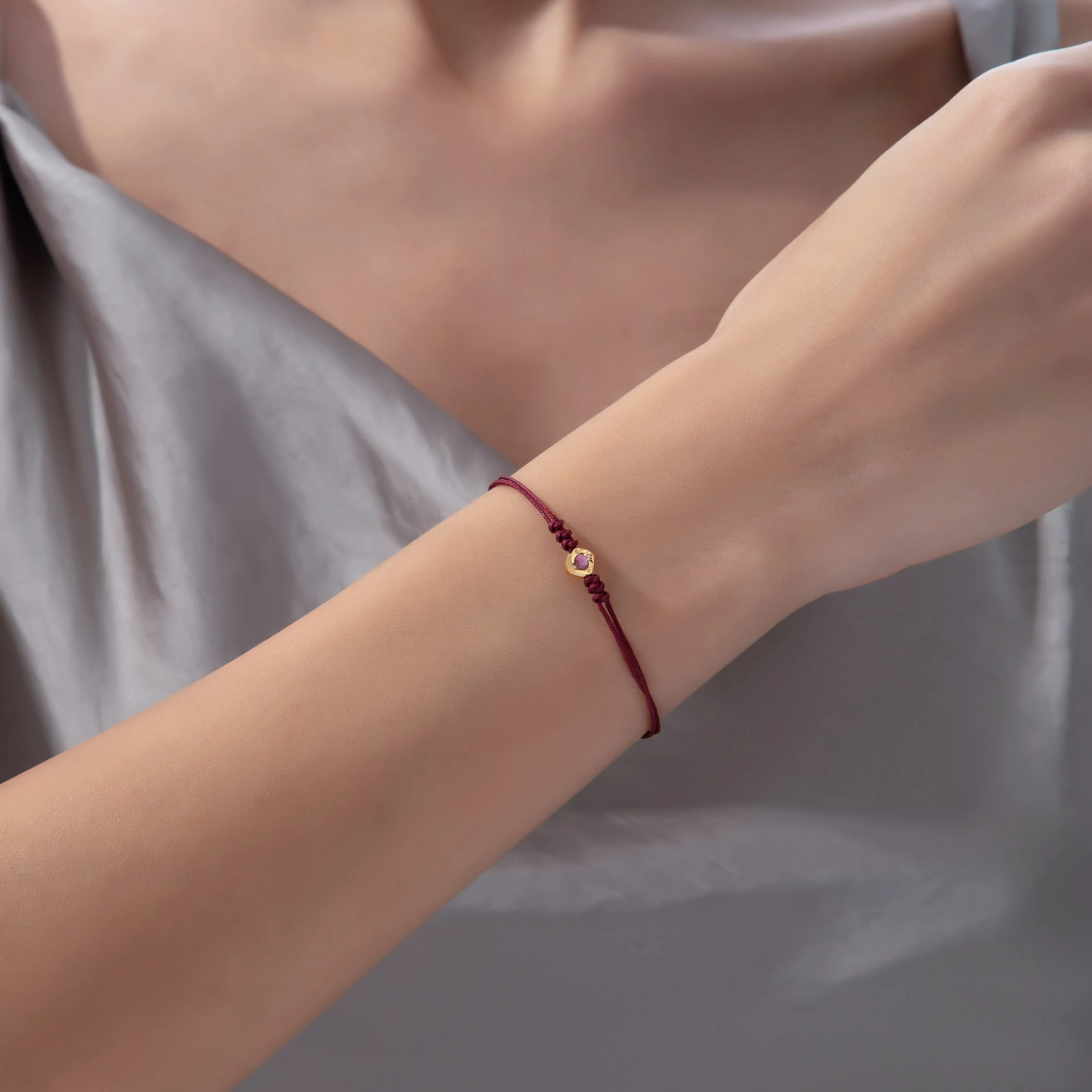 Lyra 18K Gold Bracelet