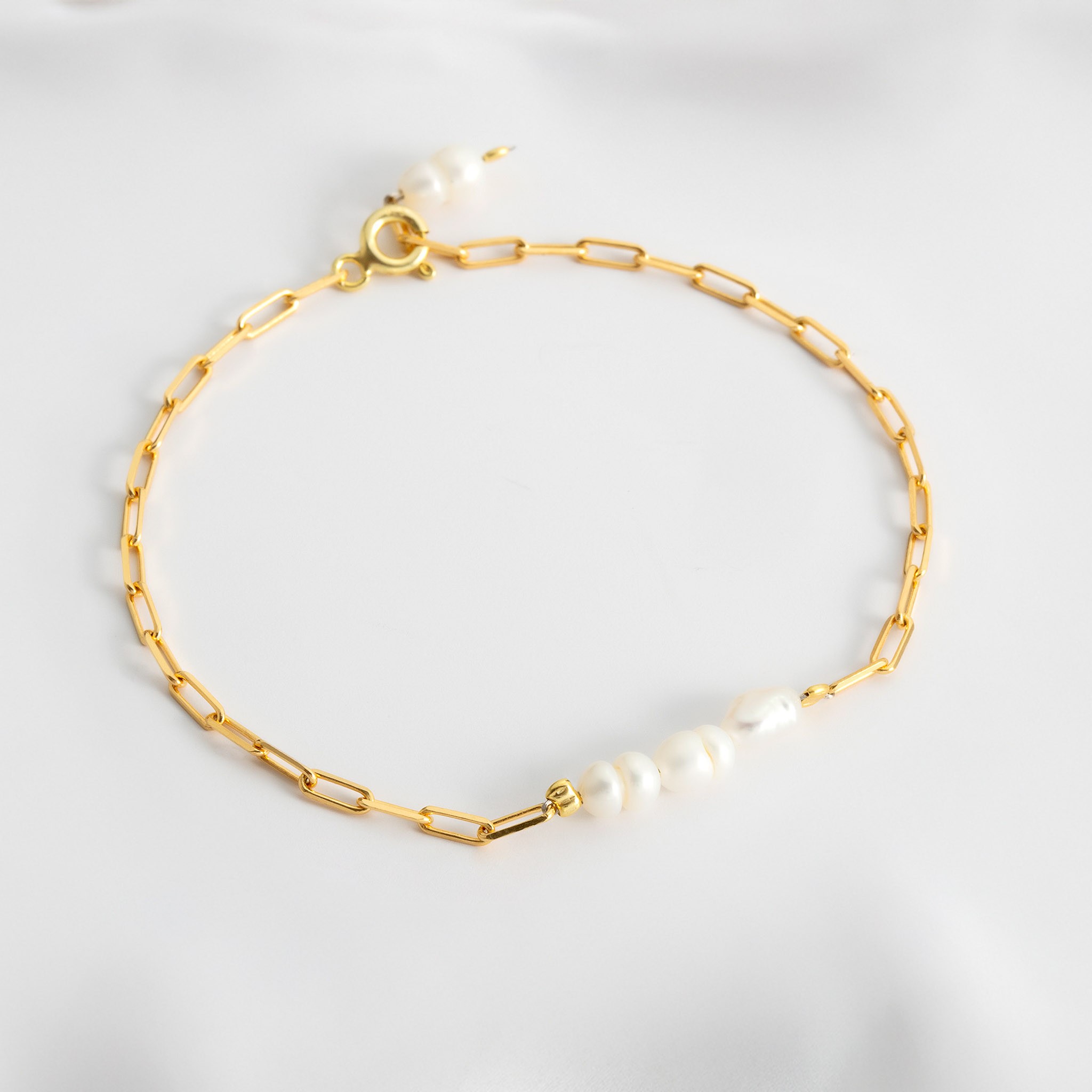 Pearl Chain Bracelet