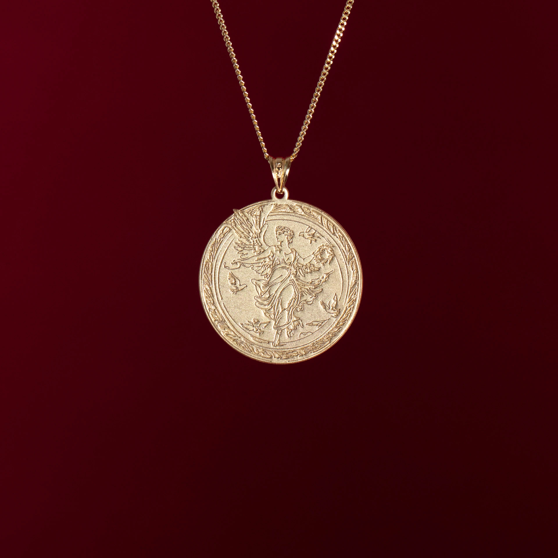 Nike Madalyon Kolye (Ön Sipariş 10 gün)