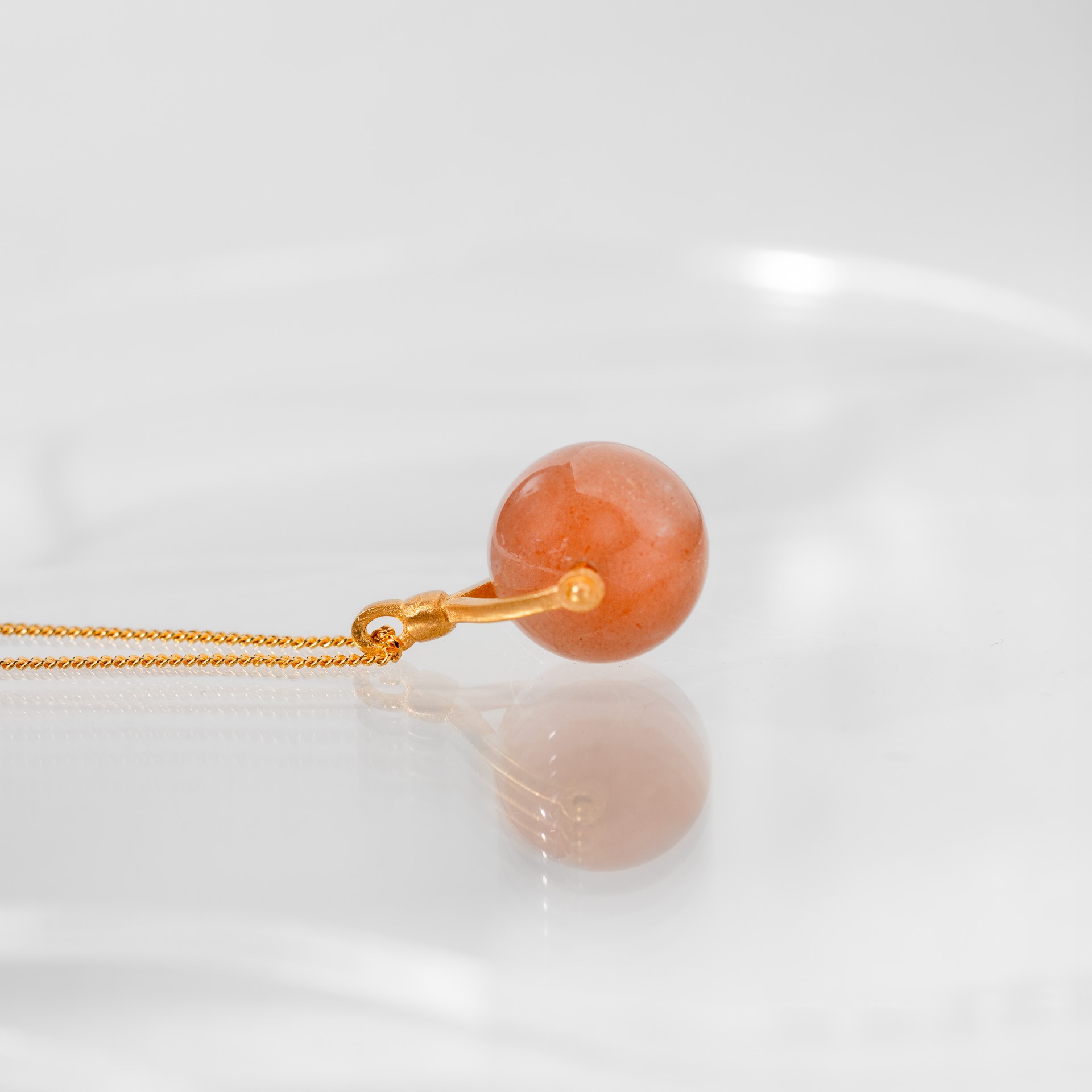 Spinner Sunstone Pendant